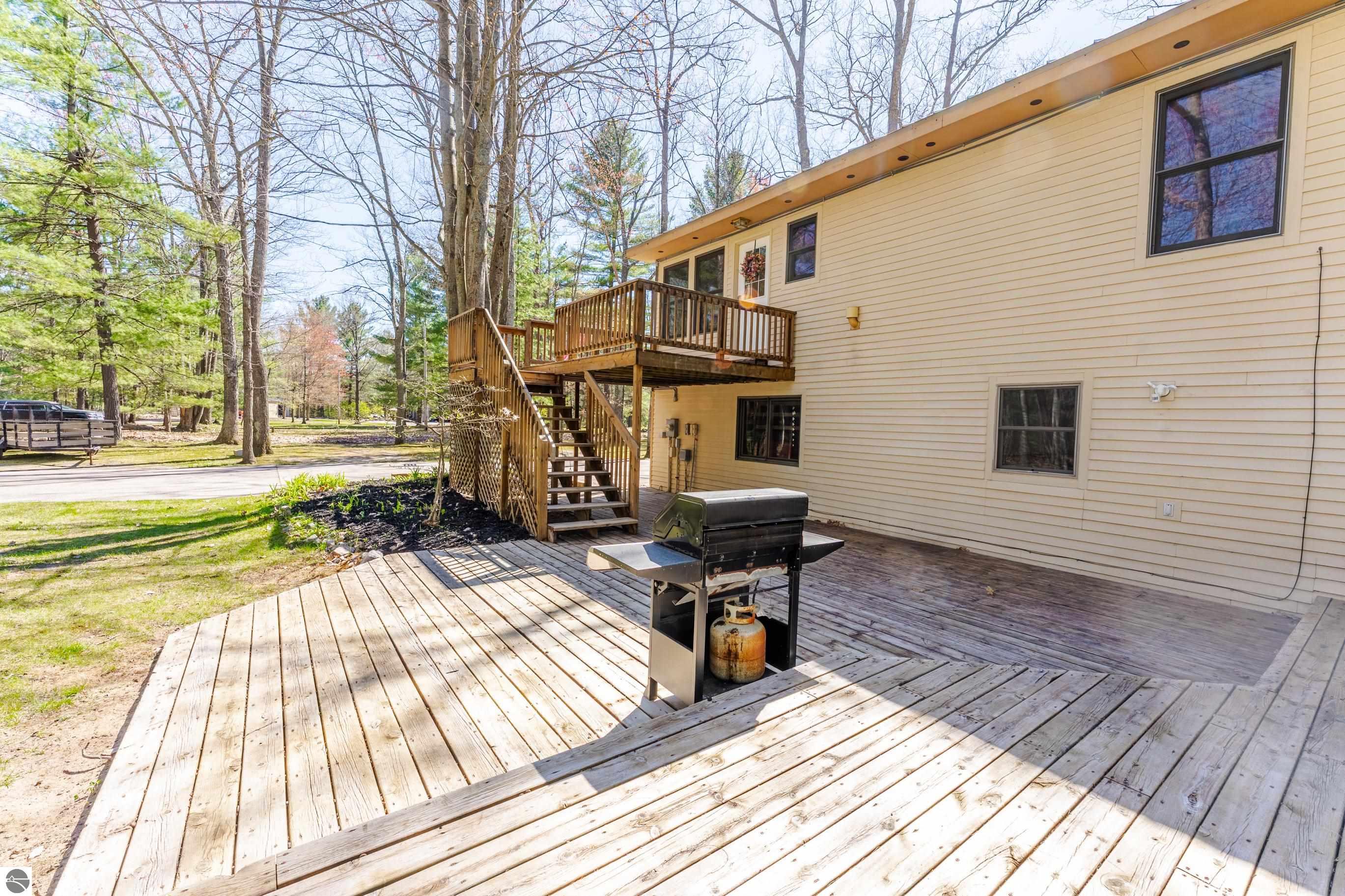 125 Dubonnet Trail