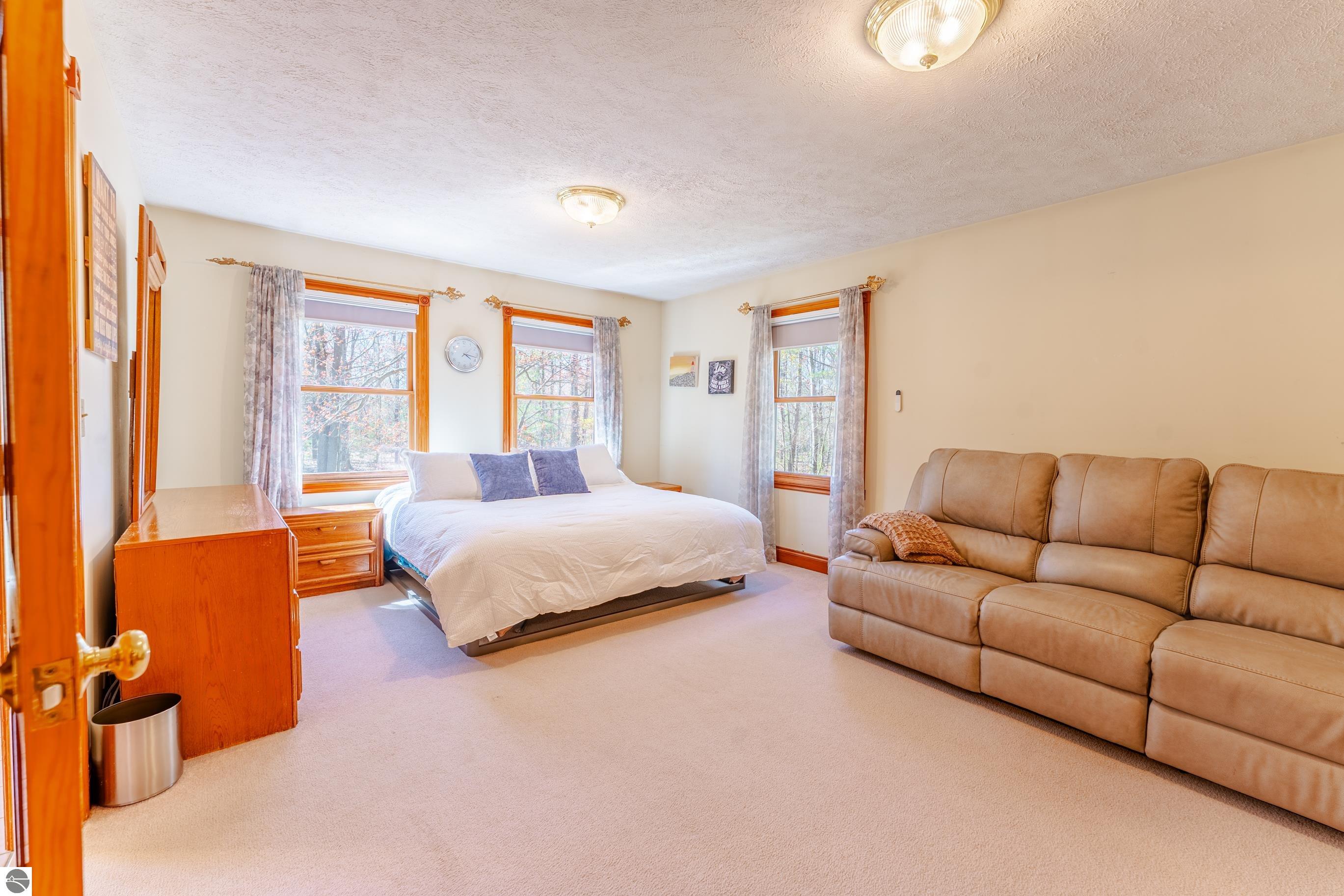 125 Dubonnet Trail