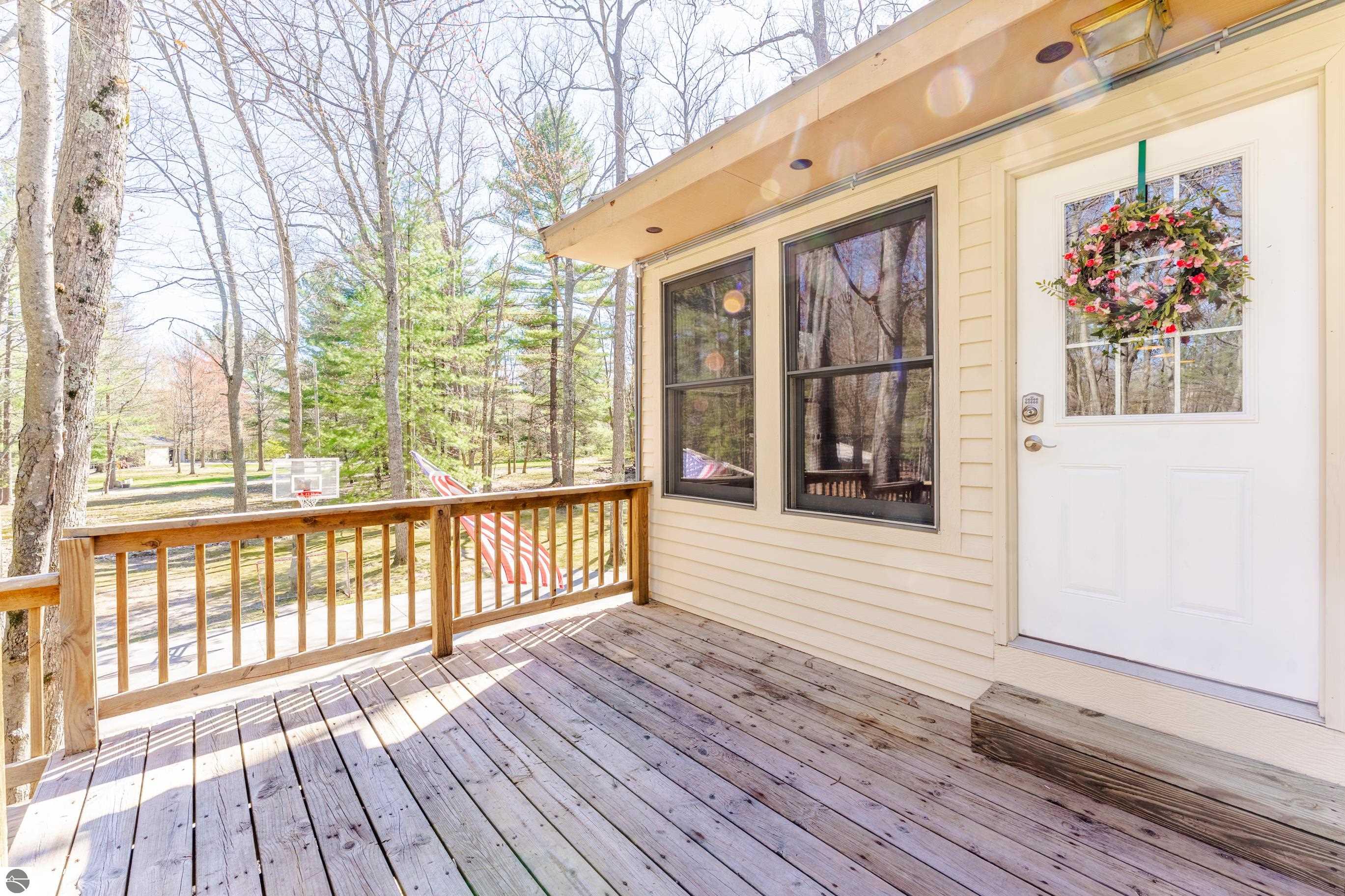 125 Dubonnet Trail