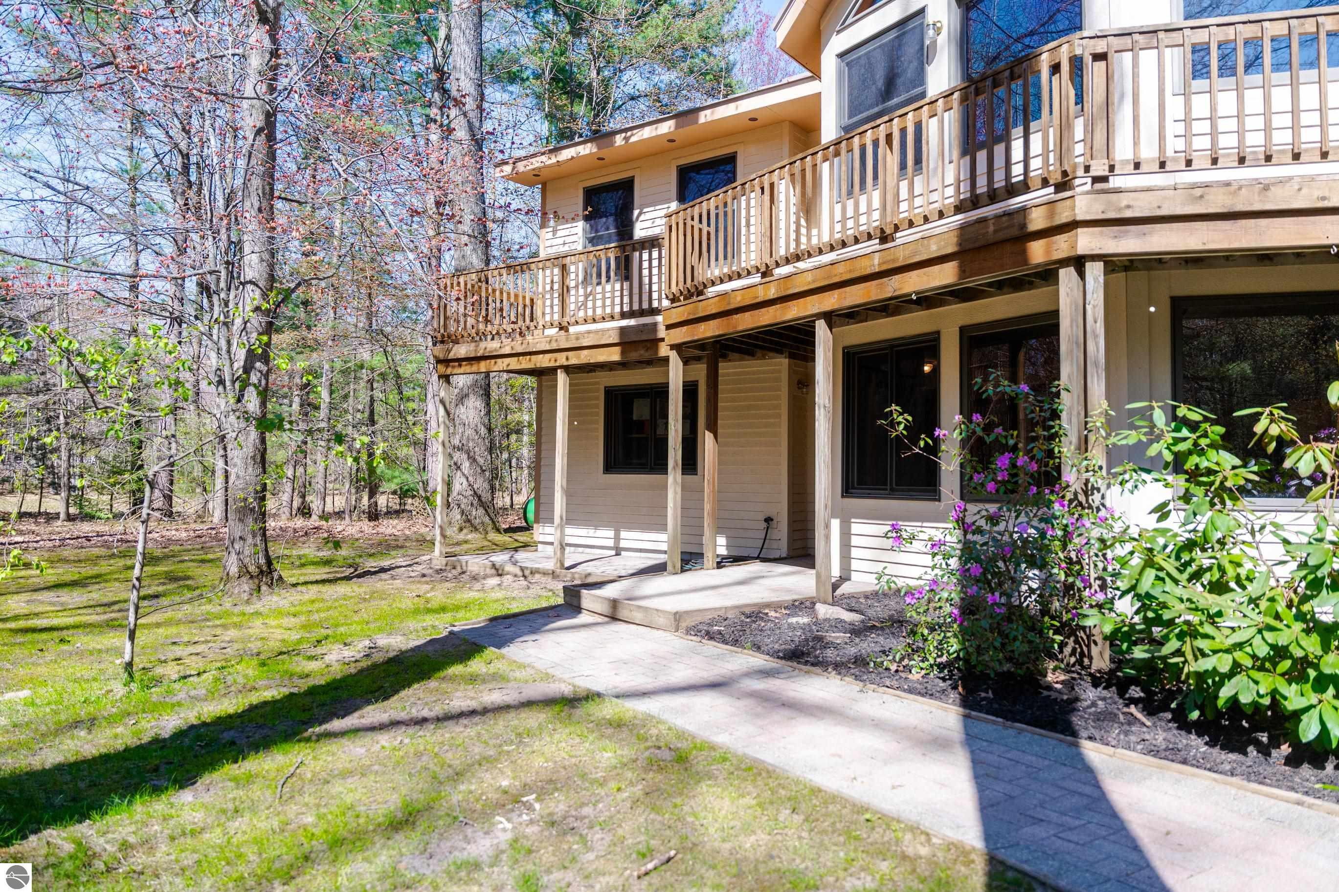 125 Dubonnet Trail