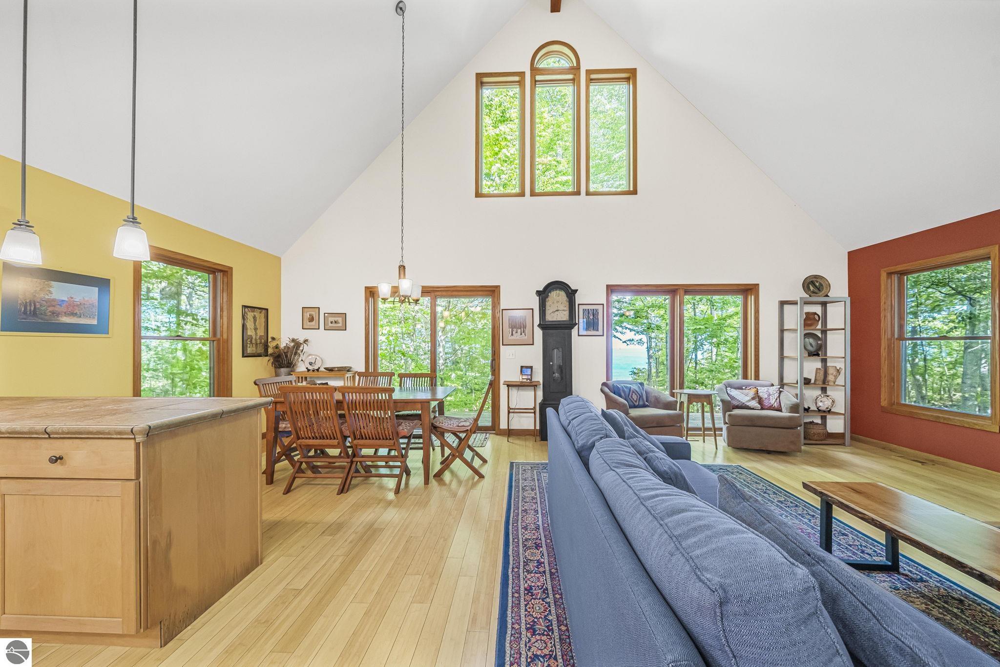 12271 N Island View Drive