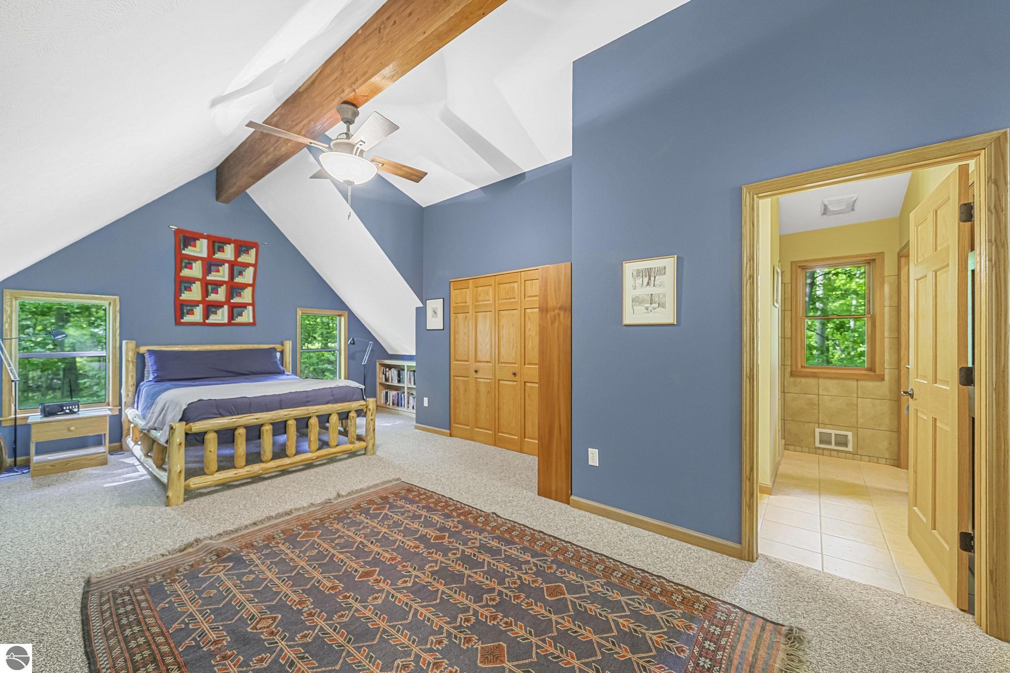 12271 N Island View Drive