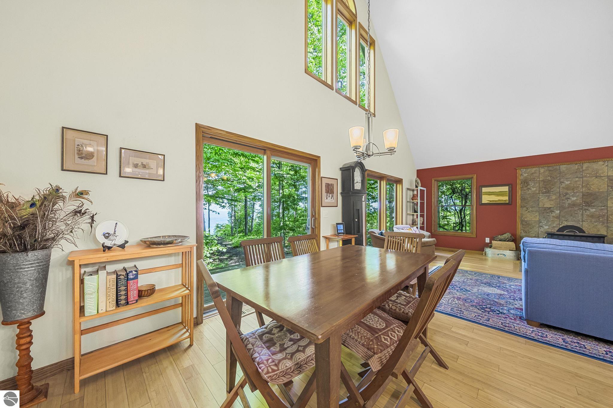 12271 N Island View Drive