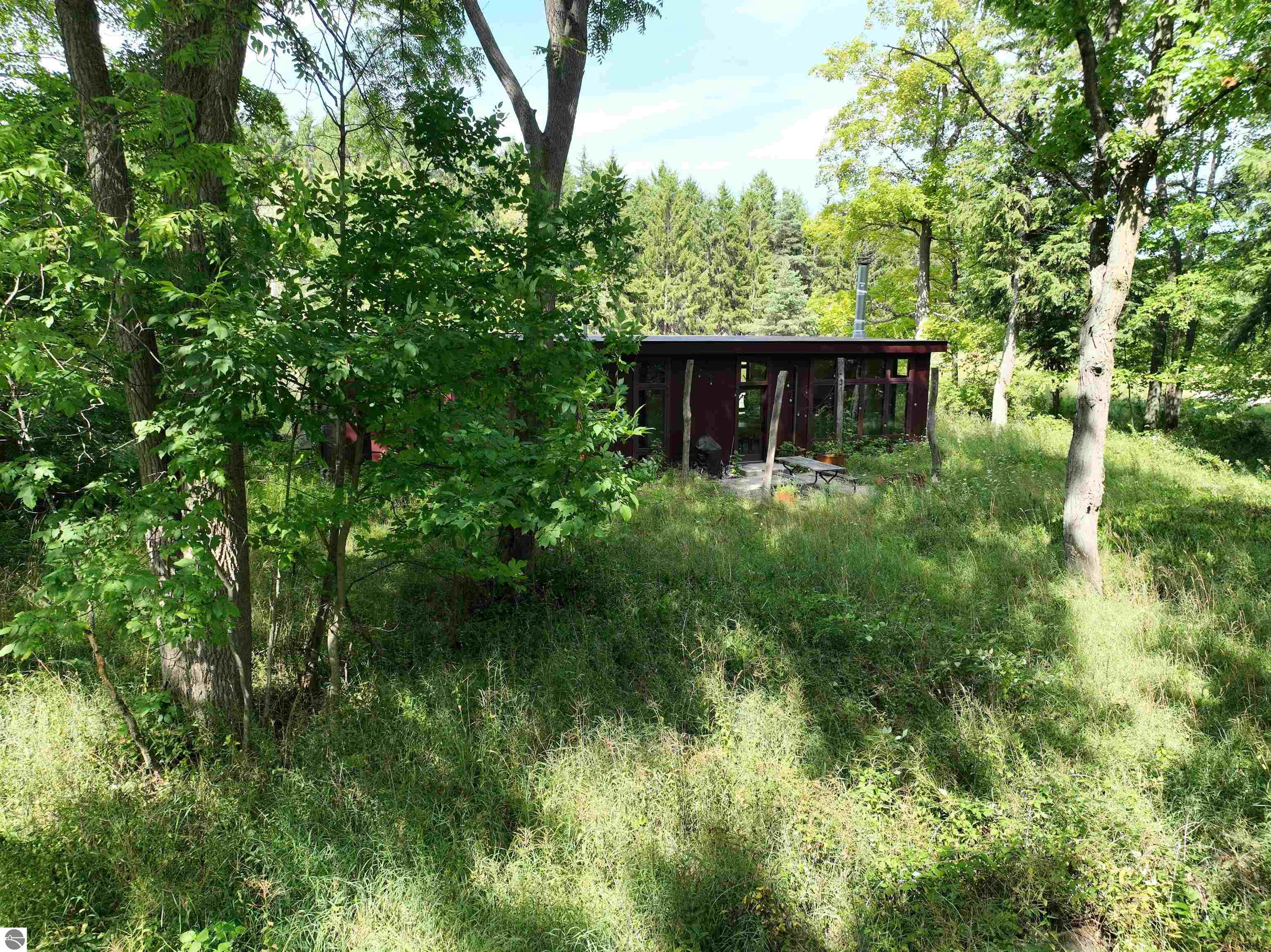 626 N Thunder Road