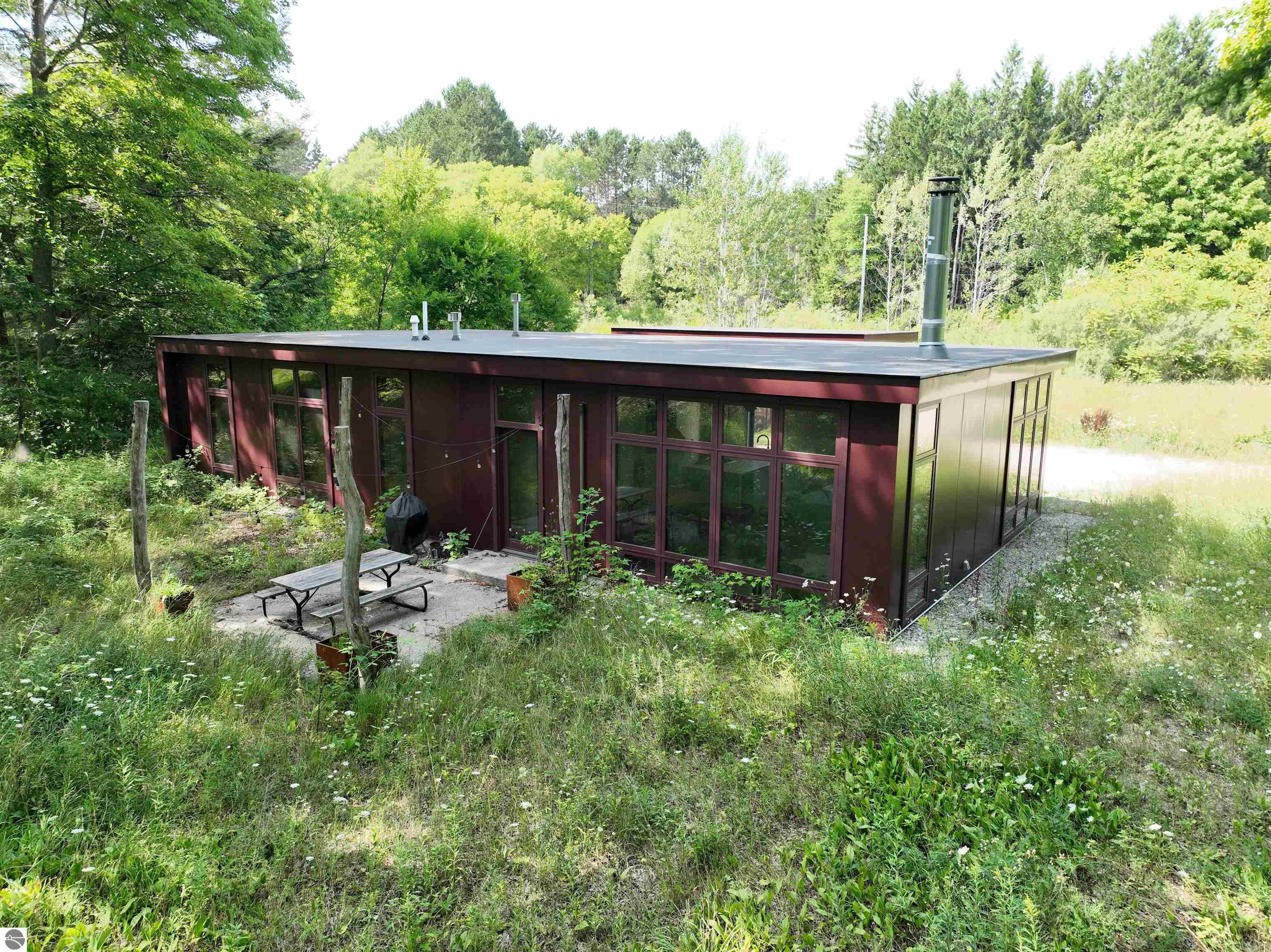 626 N Thunder Road