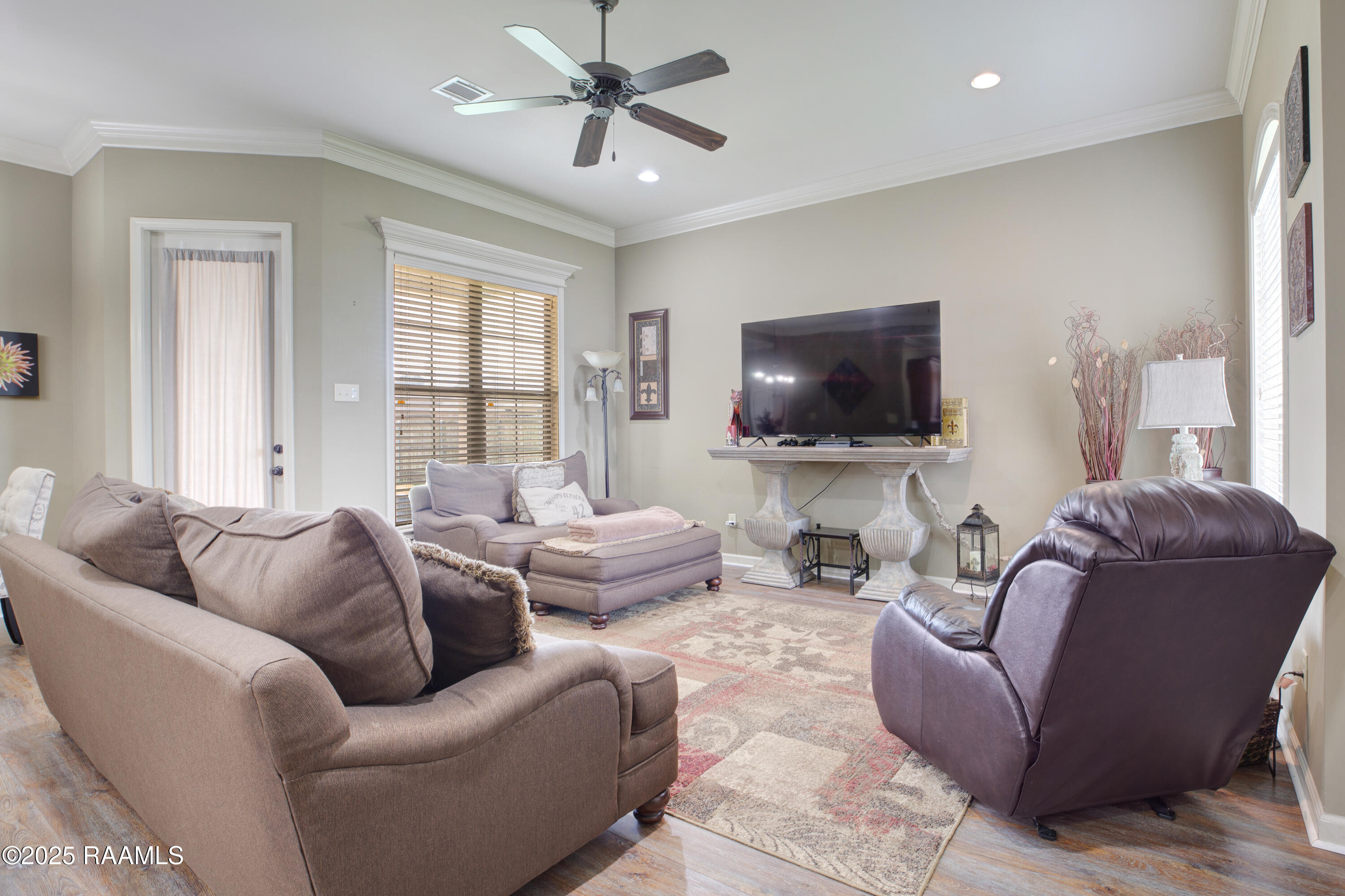 100 Smithville Court