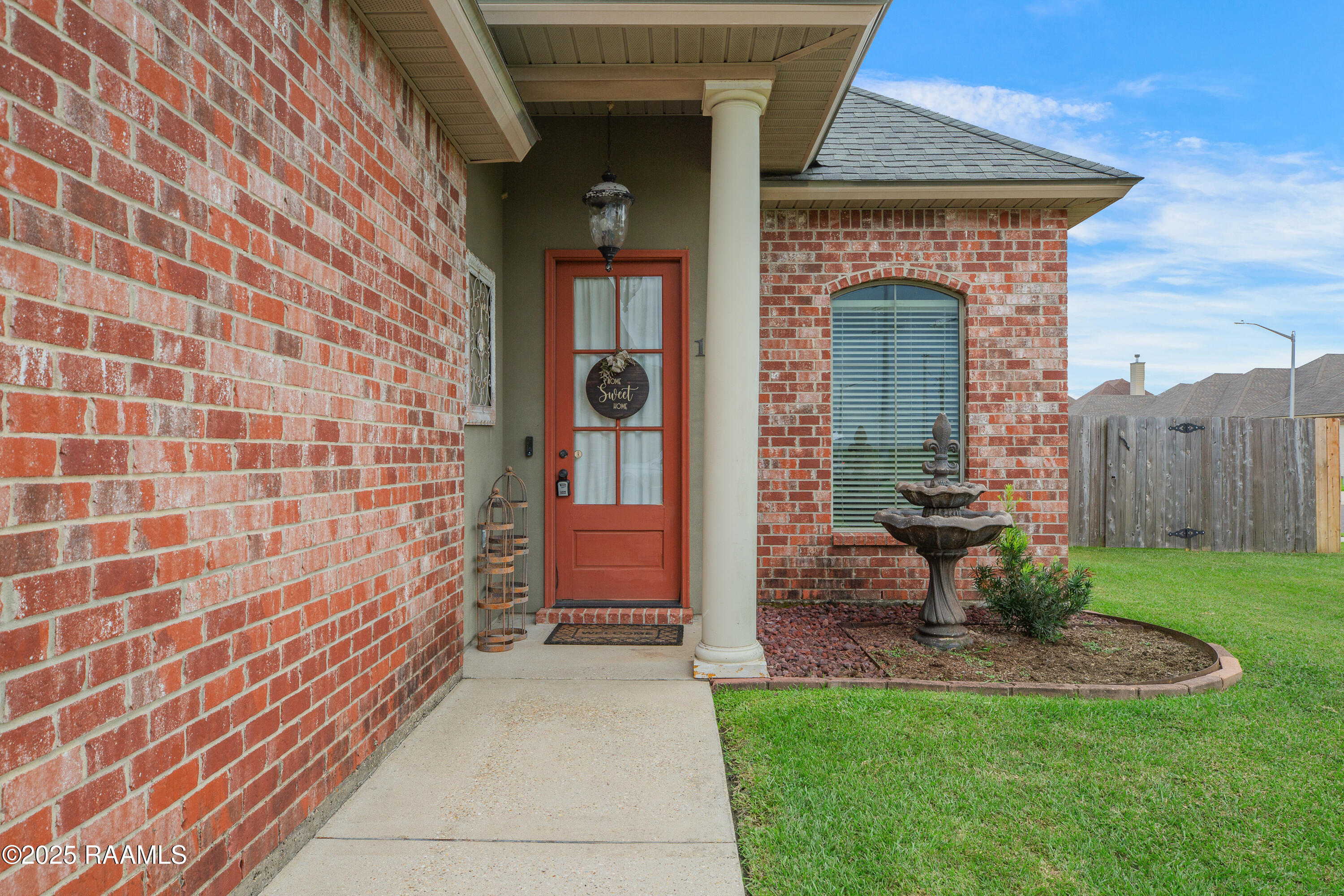 100 Smithville Court