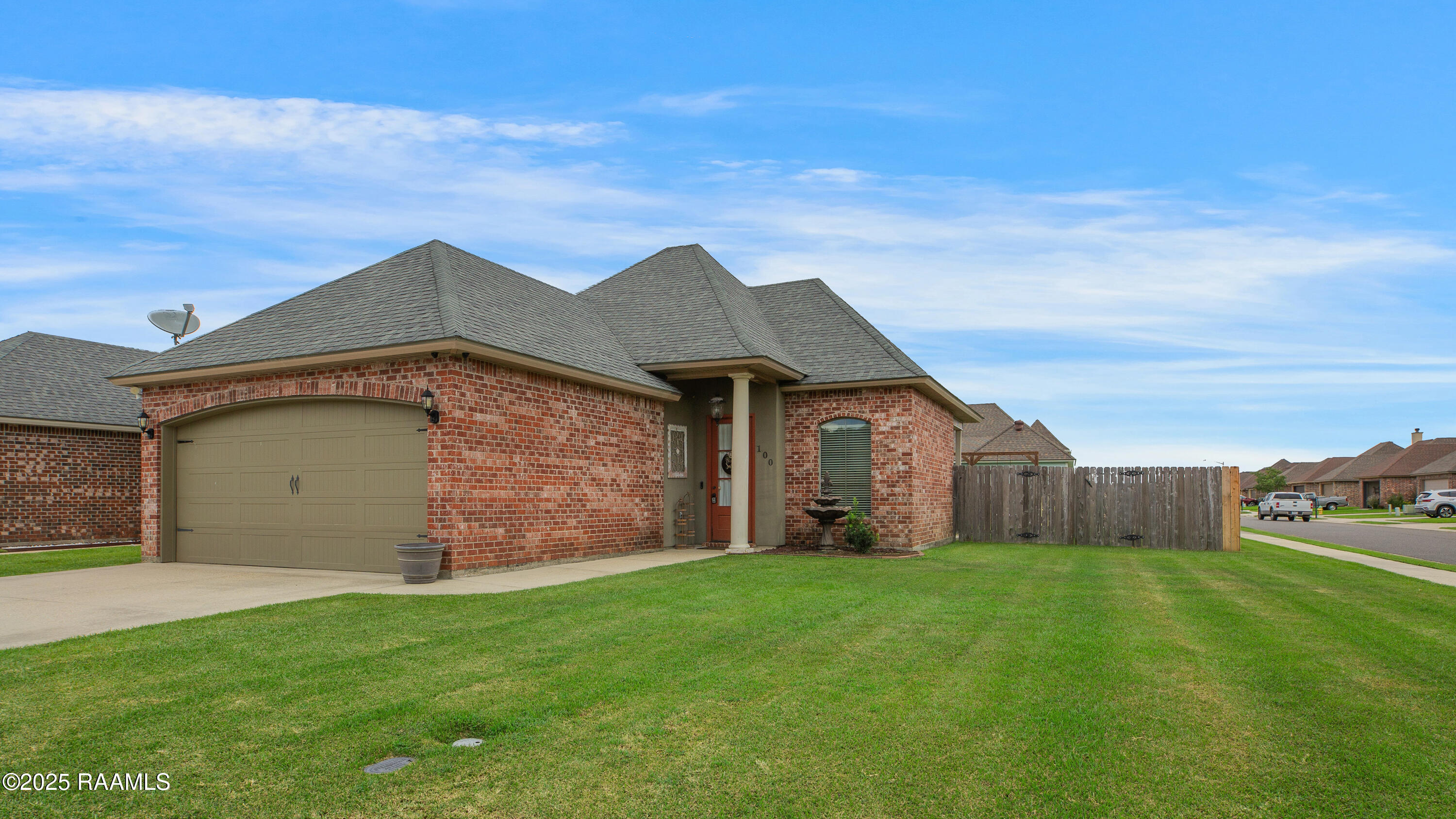 100 Smithville Court