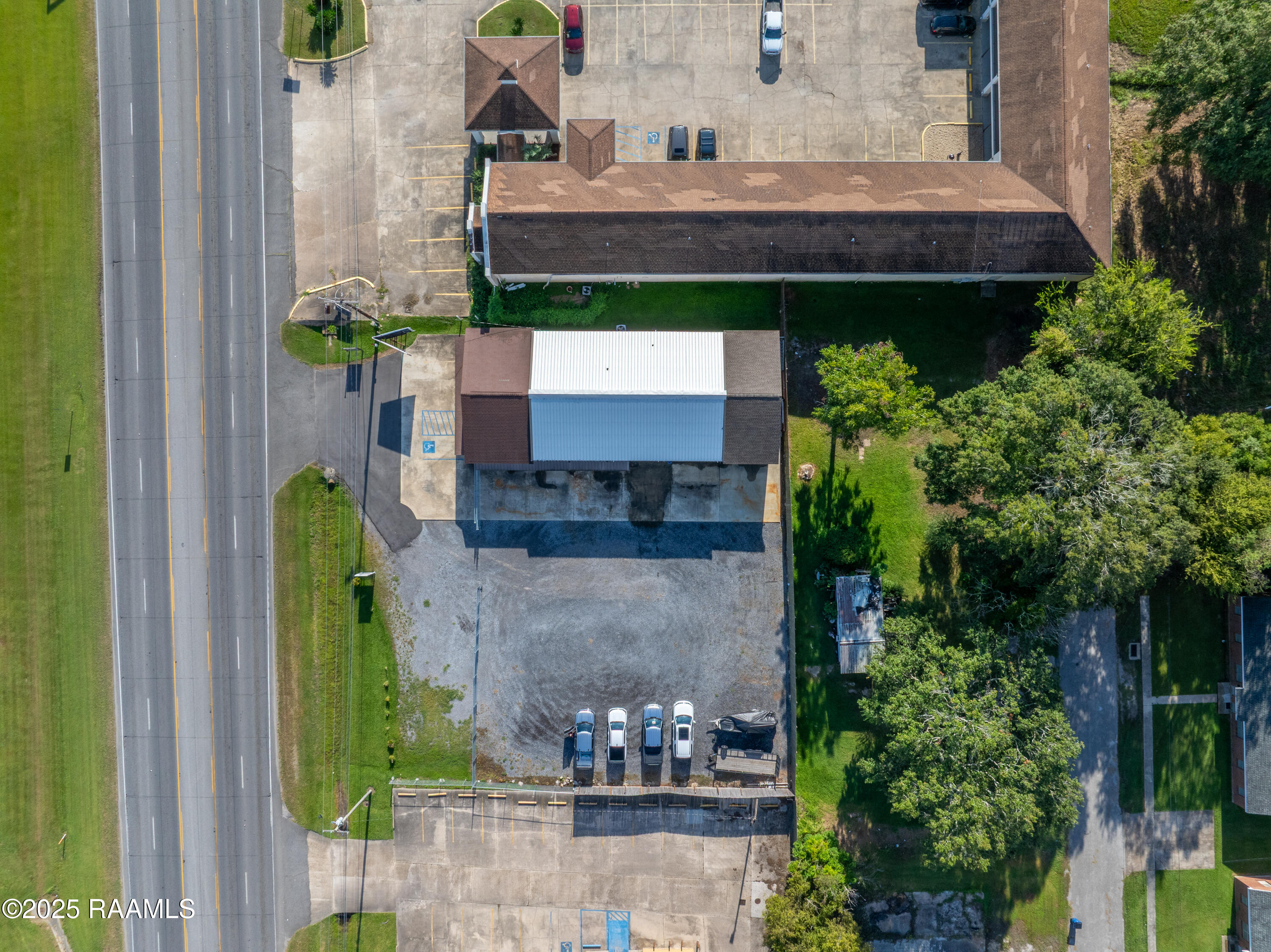 726 Veterans Memorial Drive