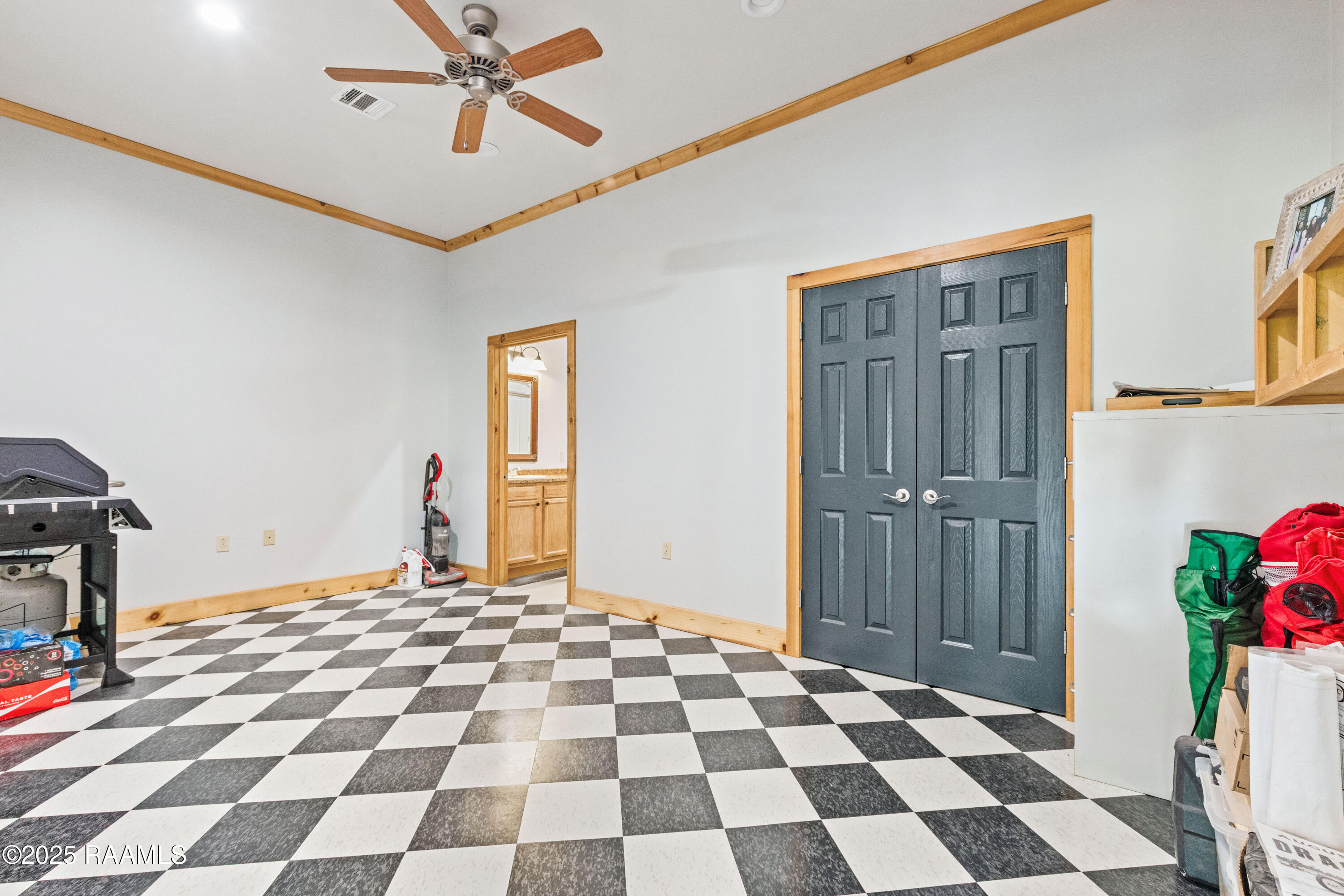 726 Veterans Memorial Drive