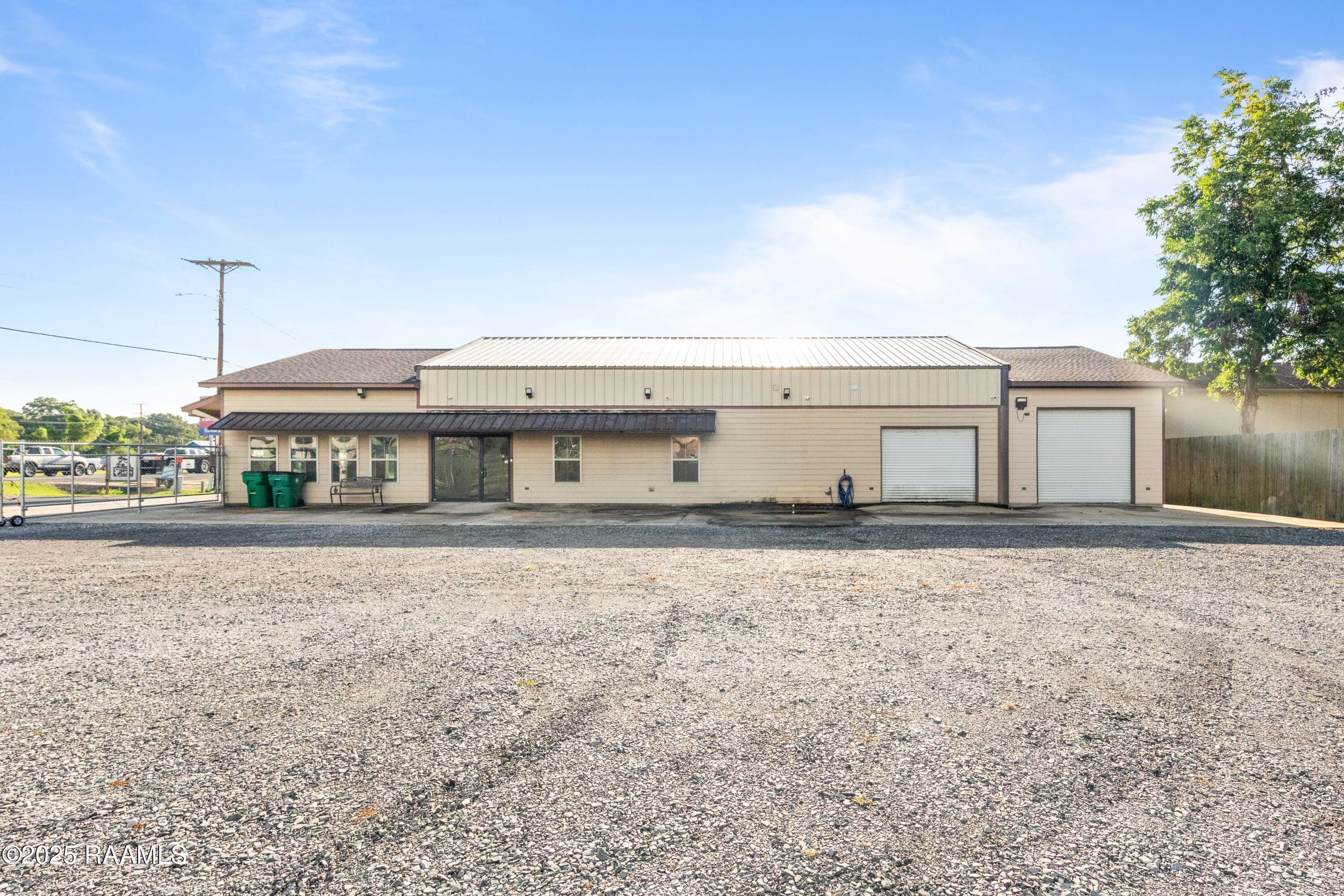 726 Veterans Memorial Drive
