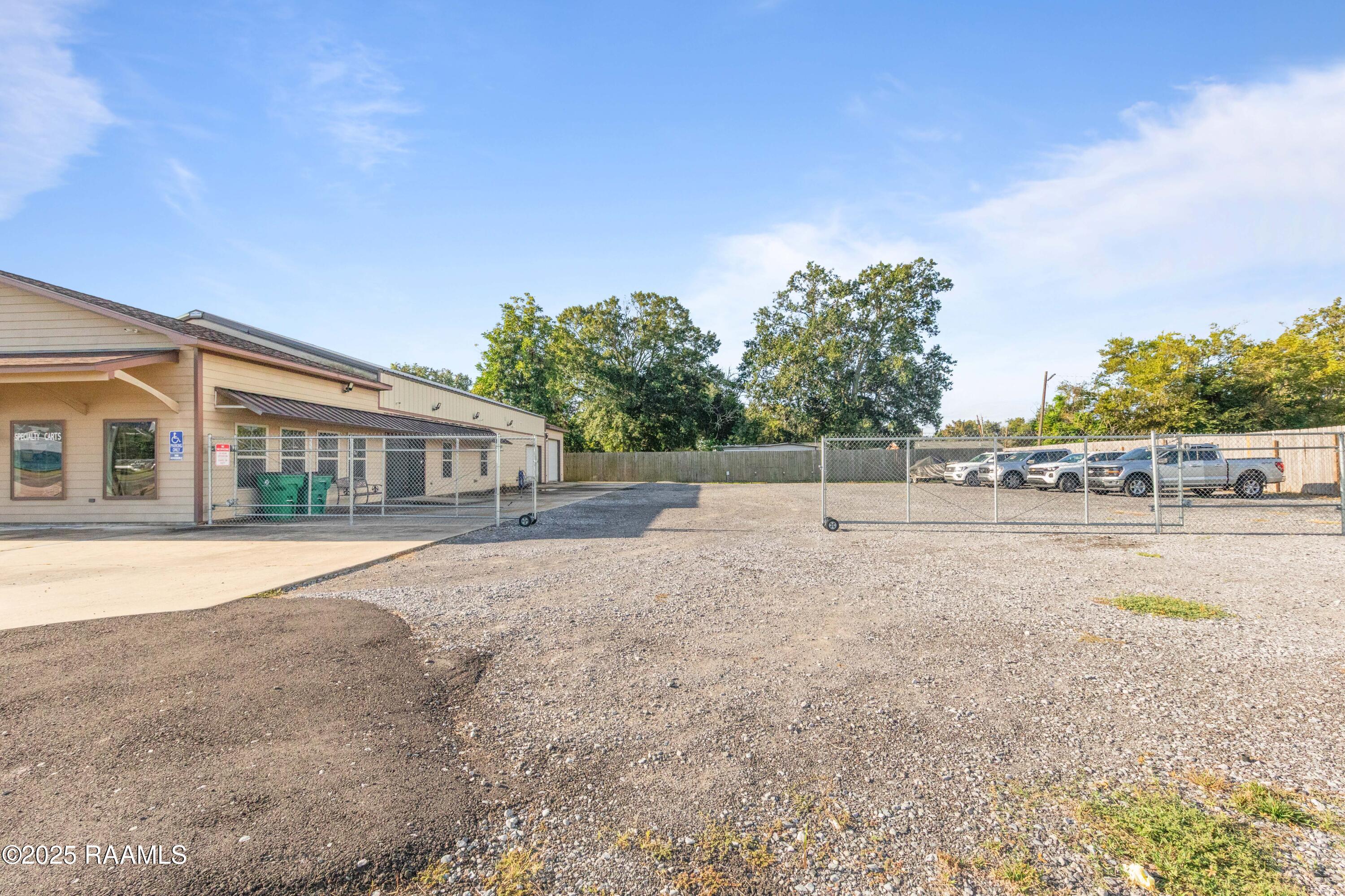 726 Veterans Memorial Drive