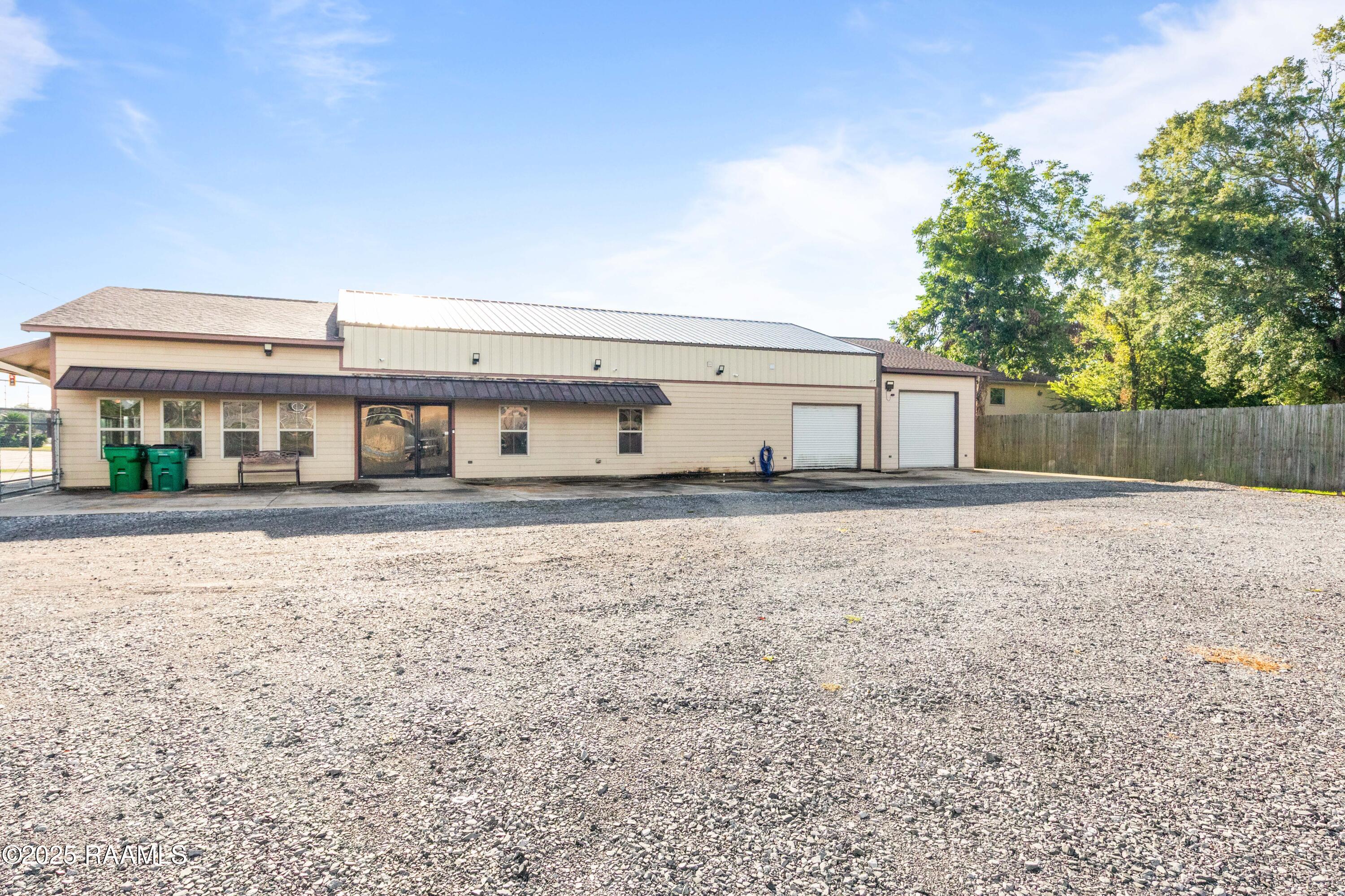 726 Veterans Memorial Drive