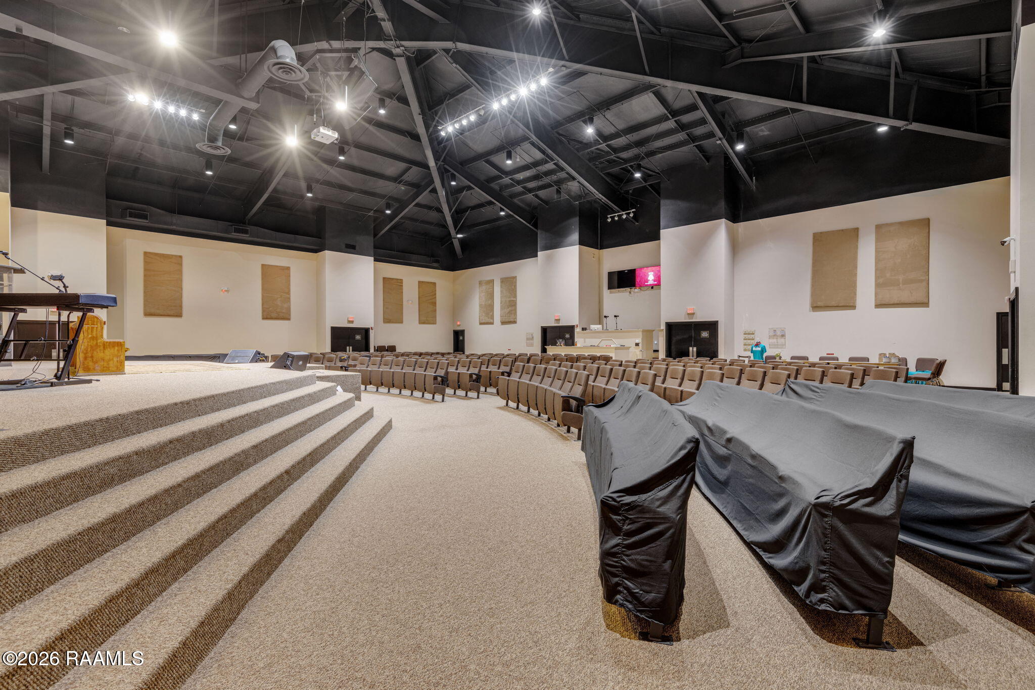 1610 W Willow Street