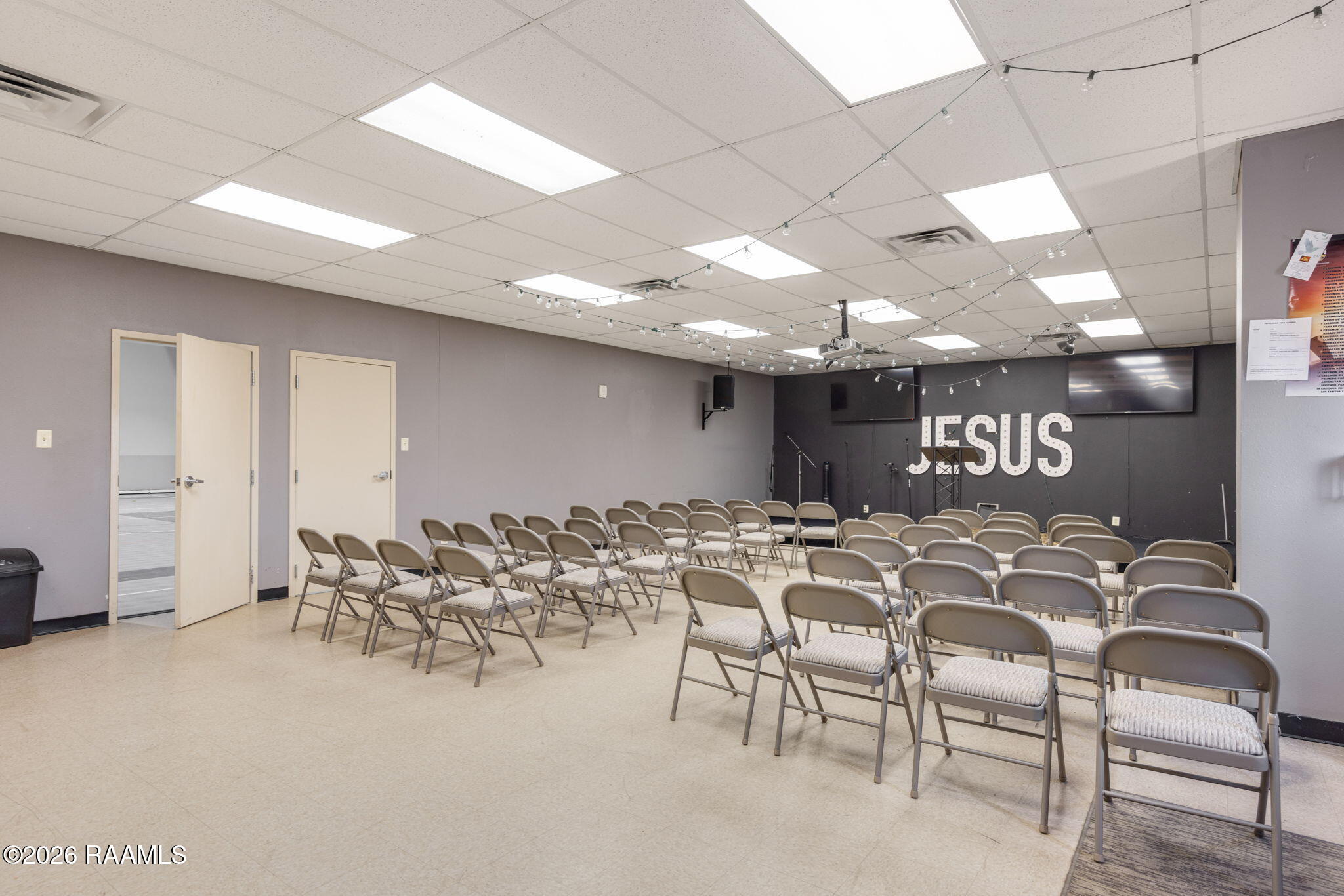 1610 W Willow Street