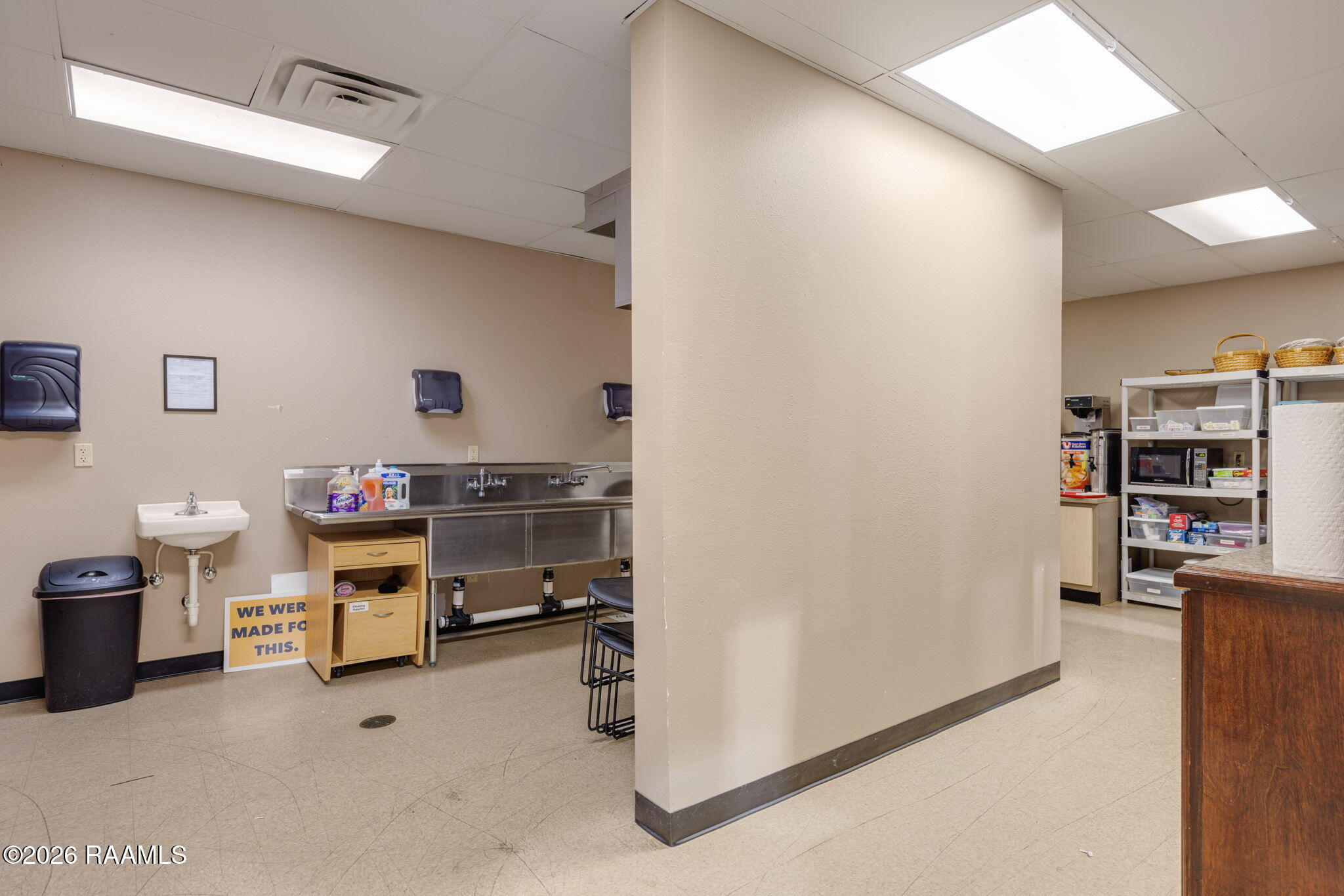 1610 W Willow Street