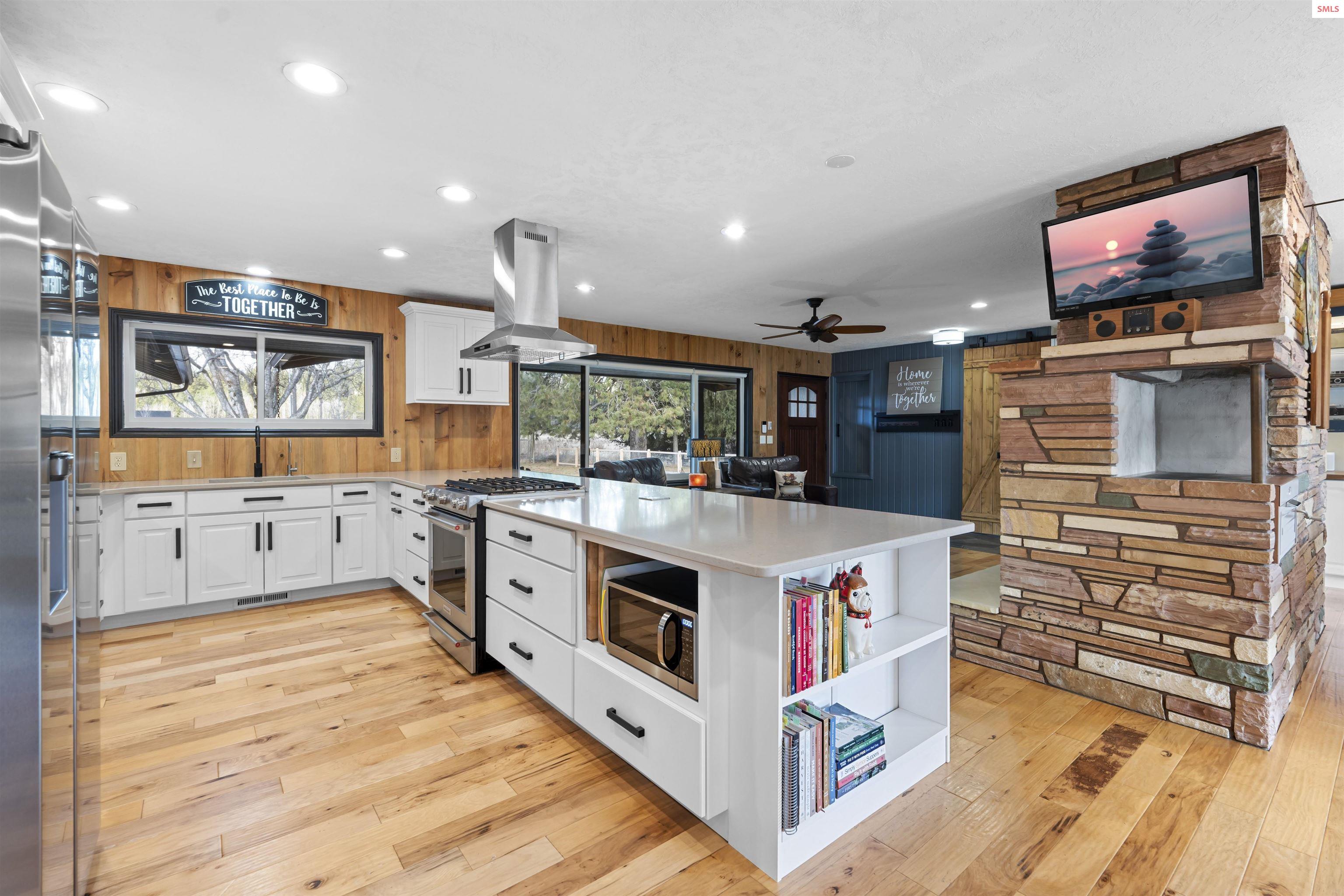 245 Woolsey Rd