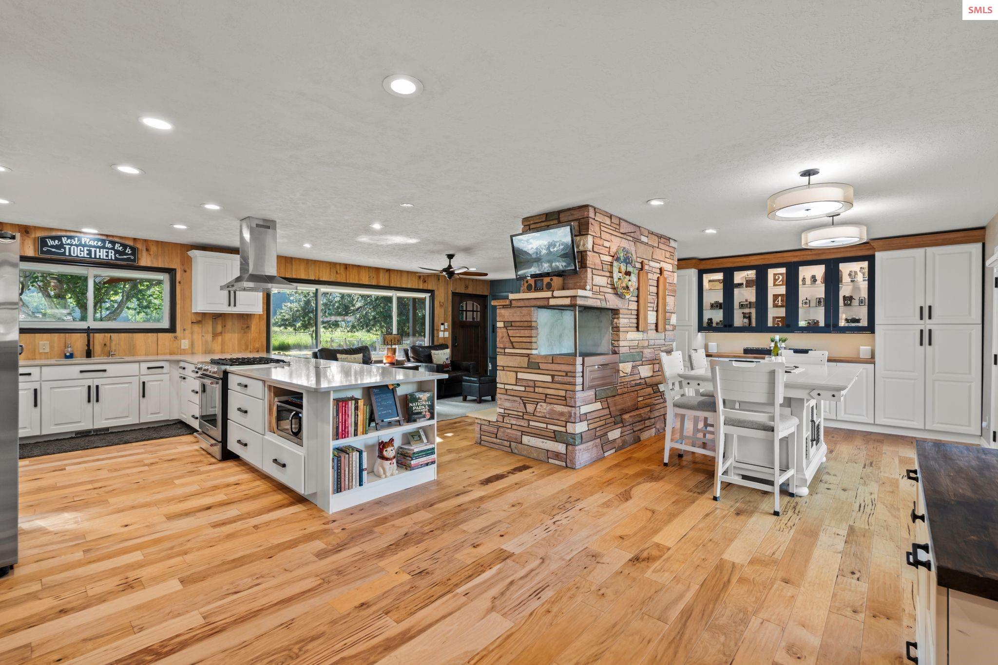 245 Woolsey Rd