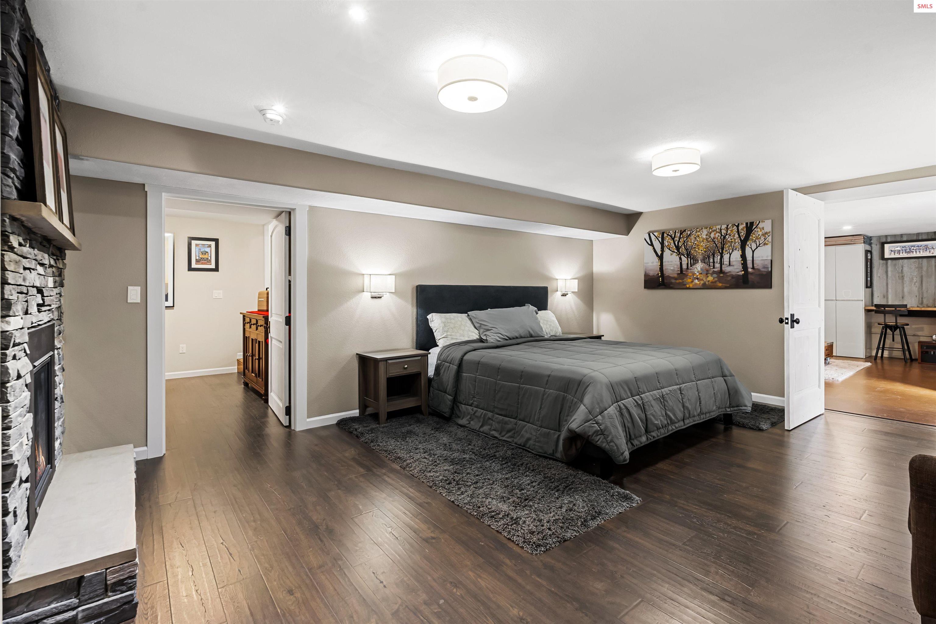 245 Woolsey Rd