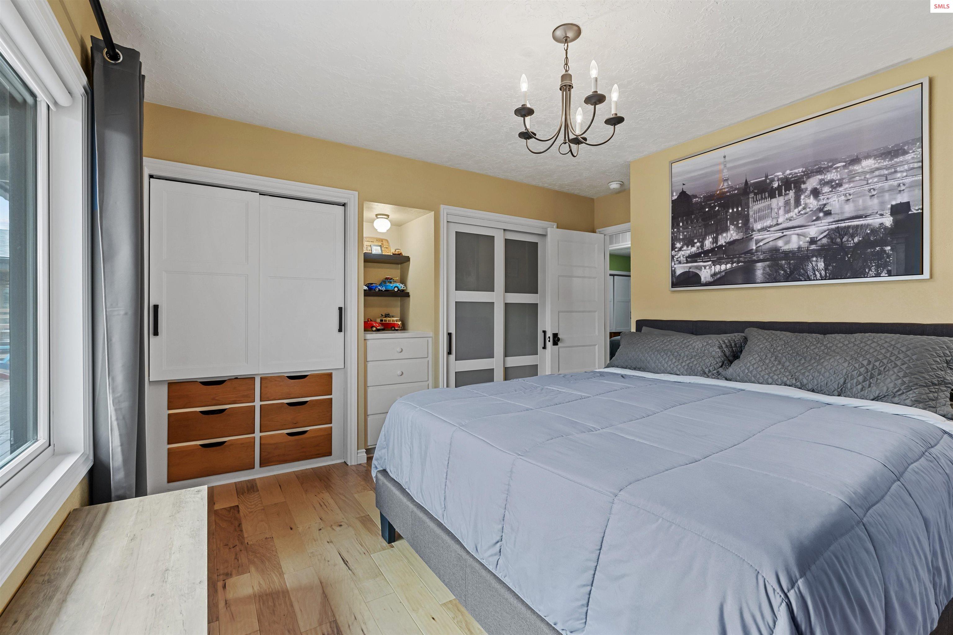 245 Woolsey Rd