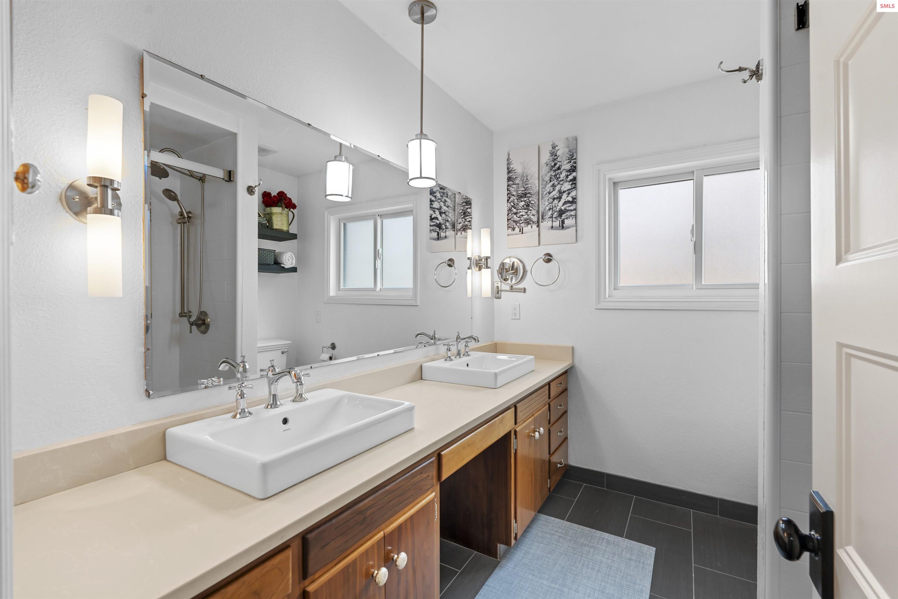 245 Woolsey Rd
