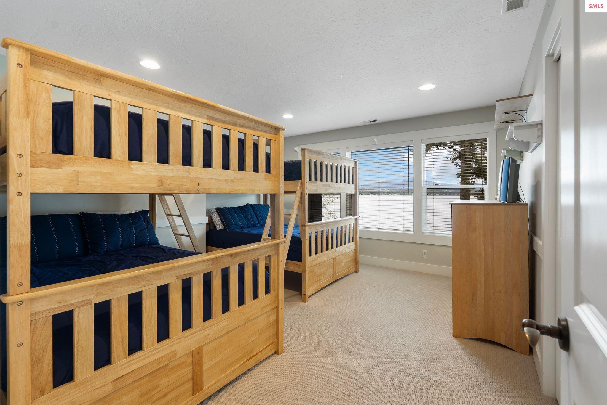 1515 Northshore Drive