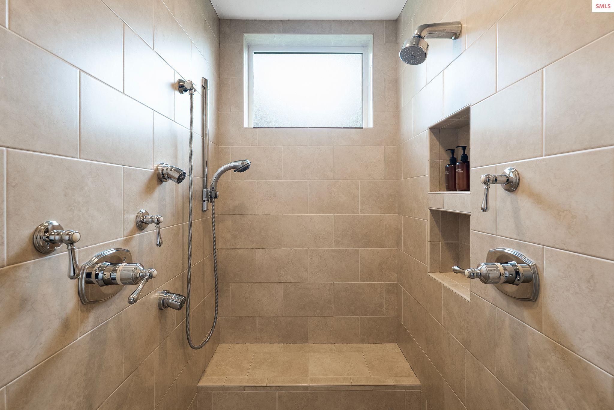 1515 Northshore Drive