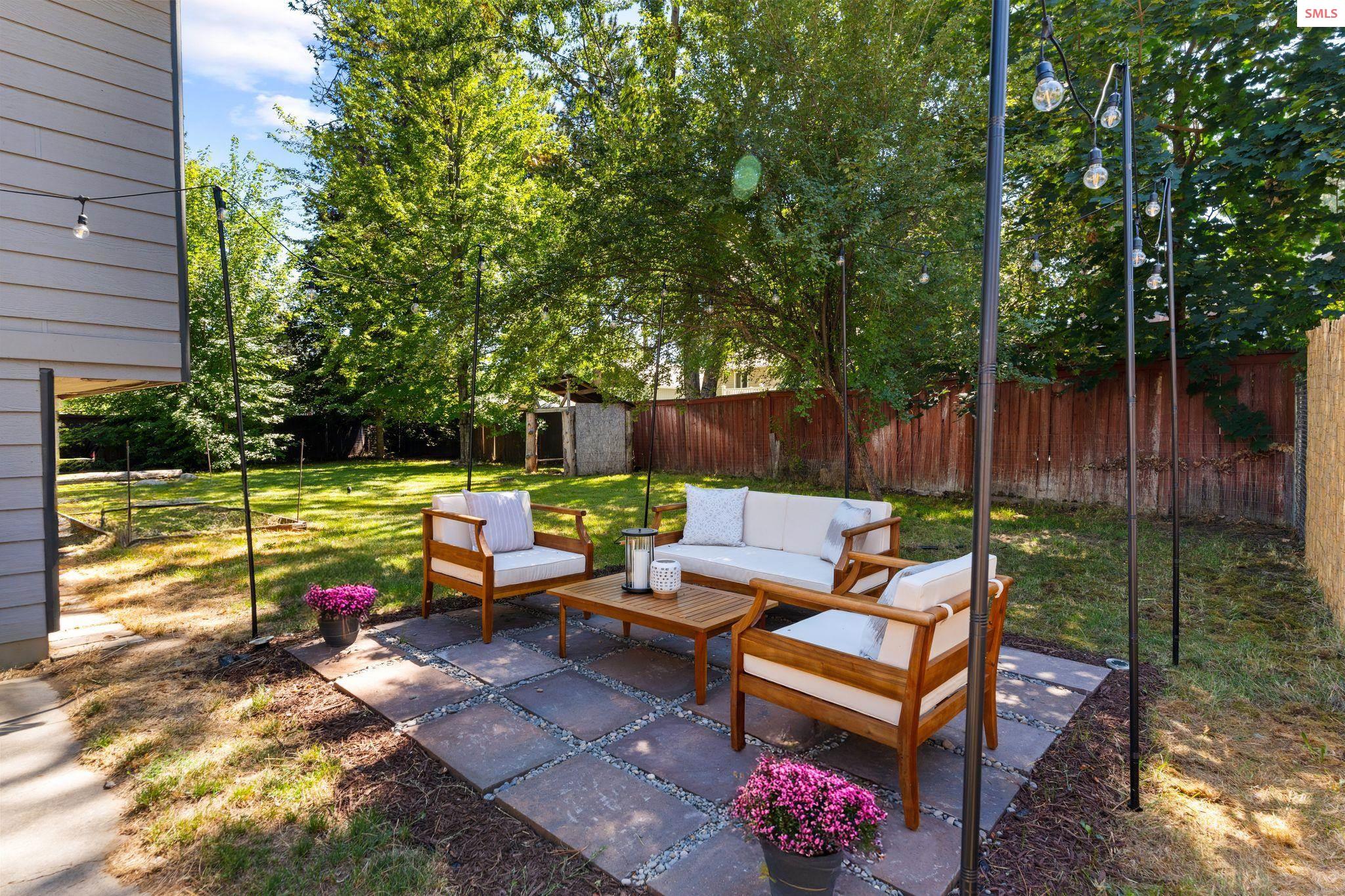 102 S Riverwood Court