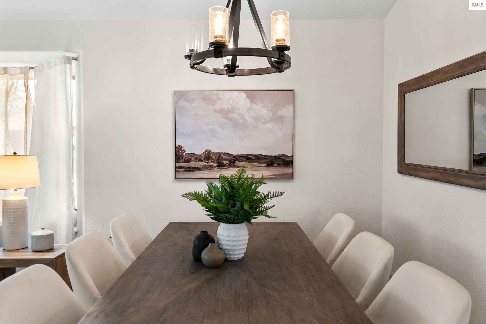 102 S Riverwood Court