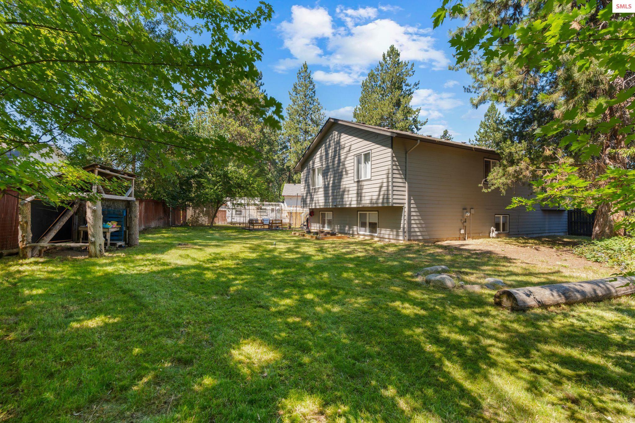 102 S Riverwood Court