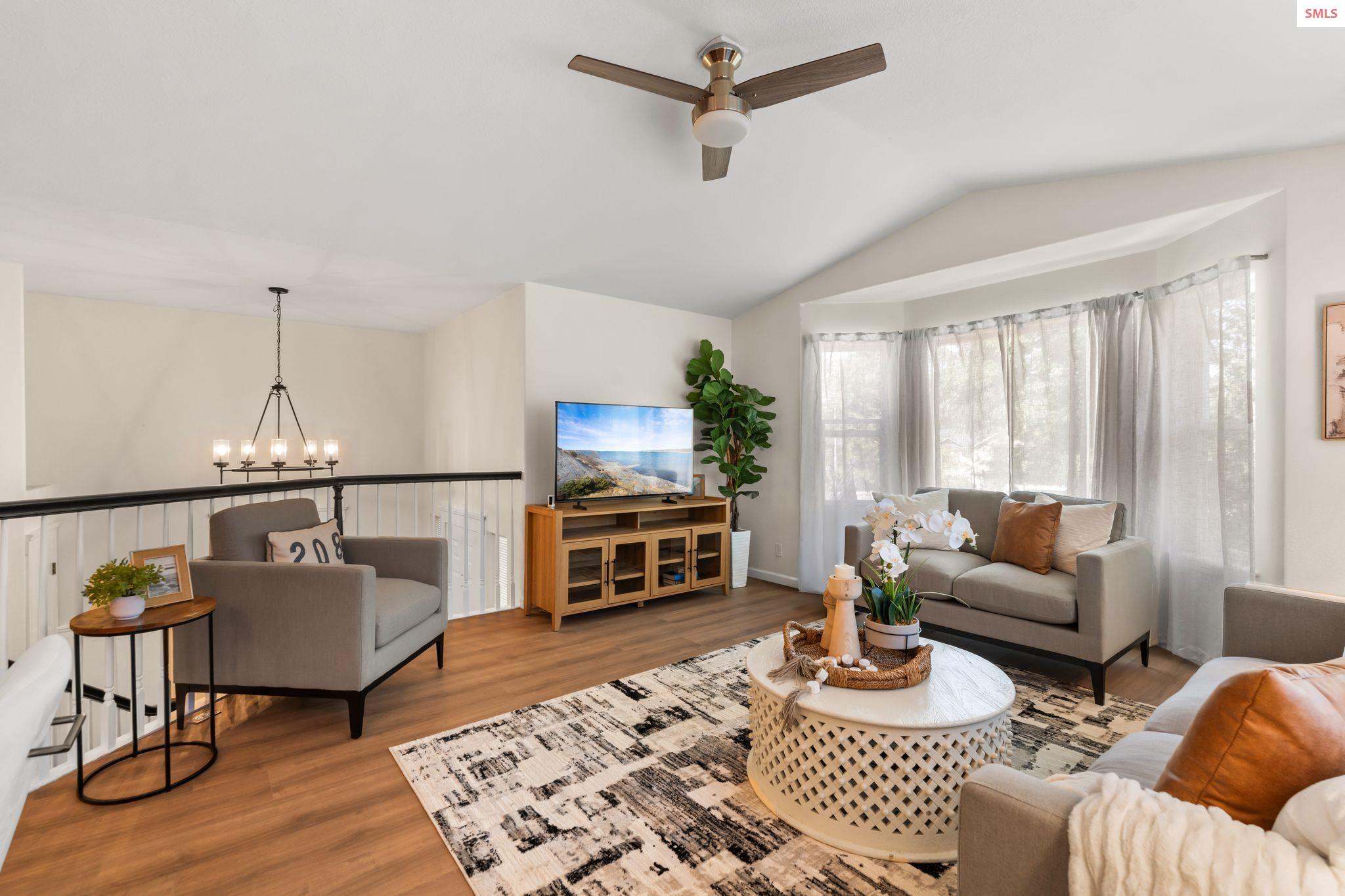 102 S Riverwood Court