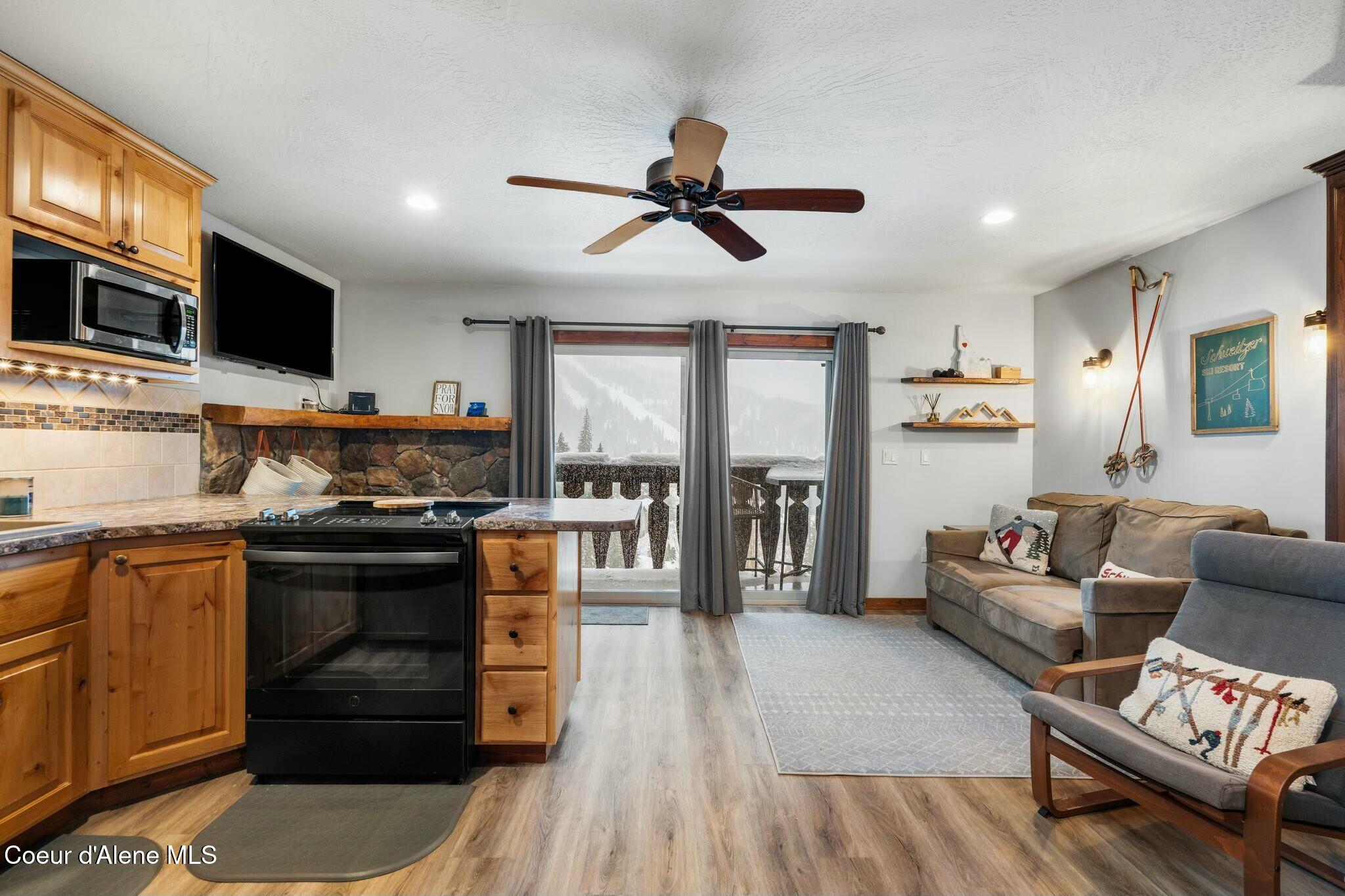 8754 Schweitzer Mountain Rd 20