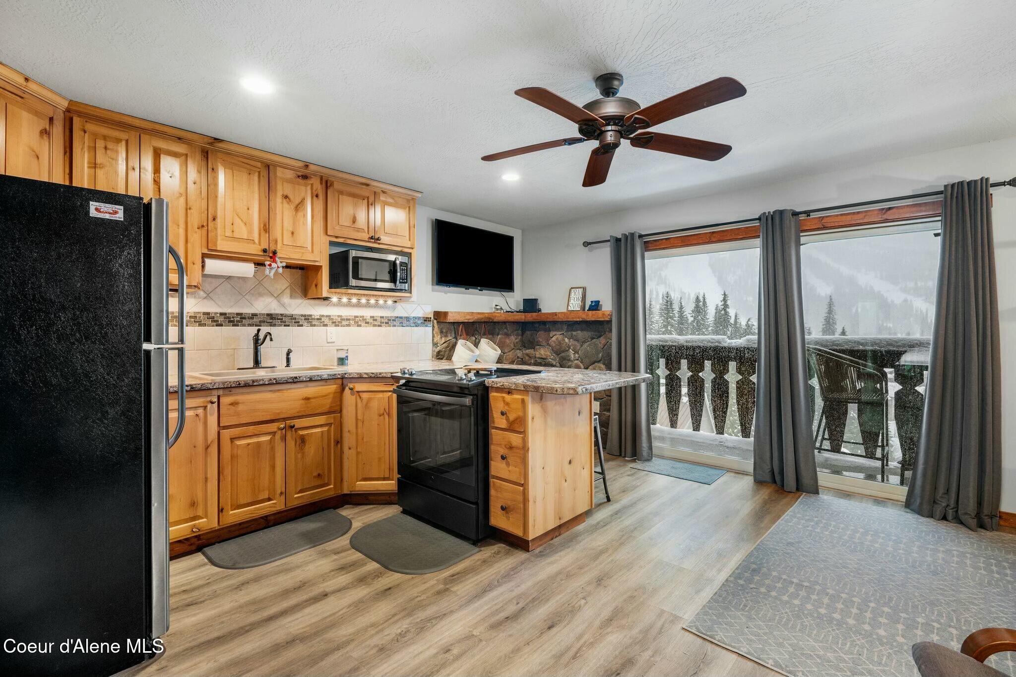 8754 Schweitzer Mountain Rd 20