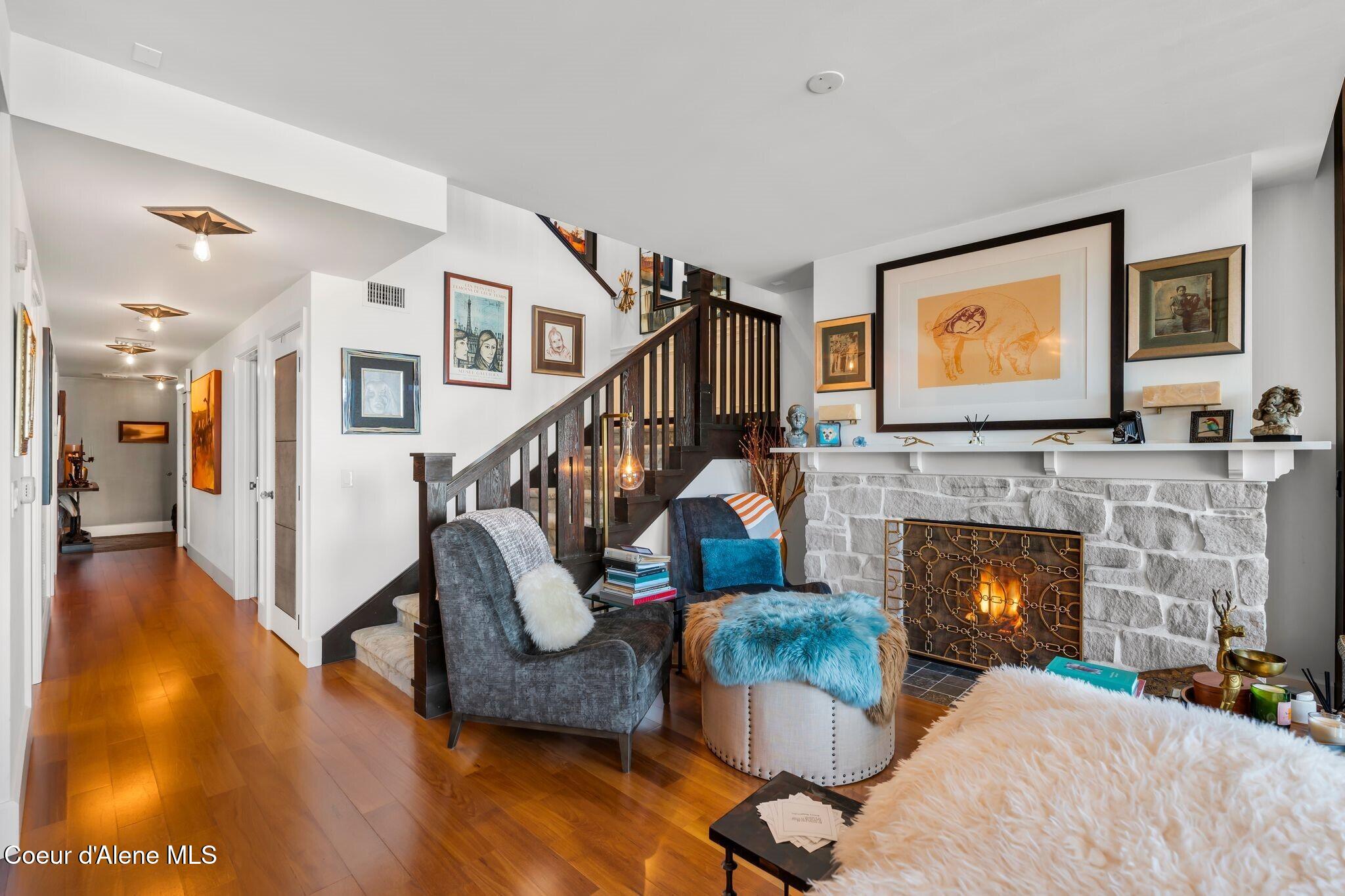 412 Sandpoint Ave, 332, Sandpoint Unit: 332