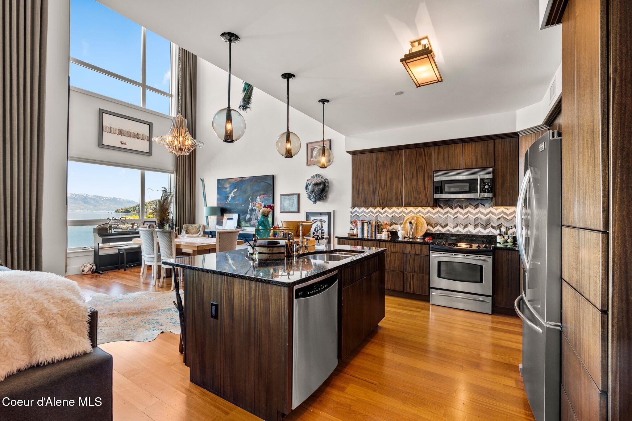 412 Sandpoint Ave, 332, Sandpoint Unit: 332