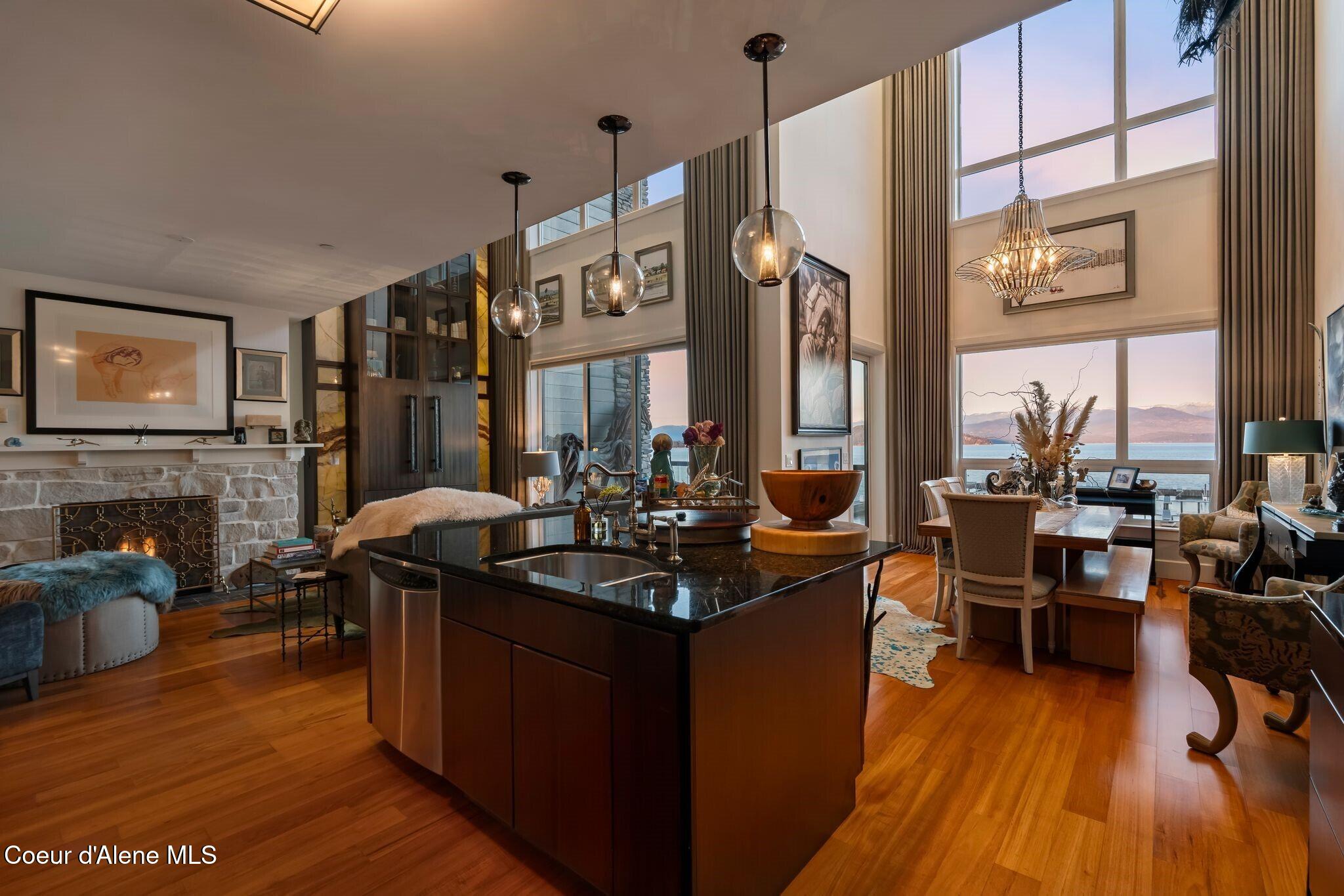 412 Sandpoint Ave, 332, Sandpoint Unit: 332