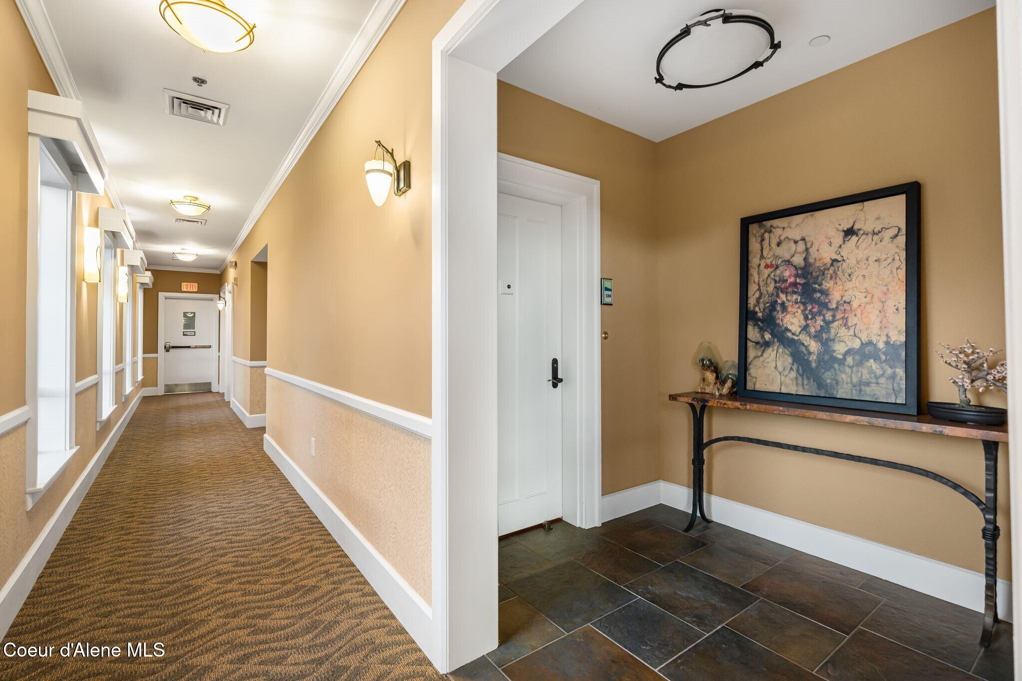 412 Sandpoint Avenue Unit: 334/335