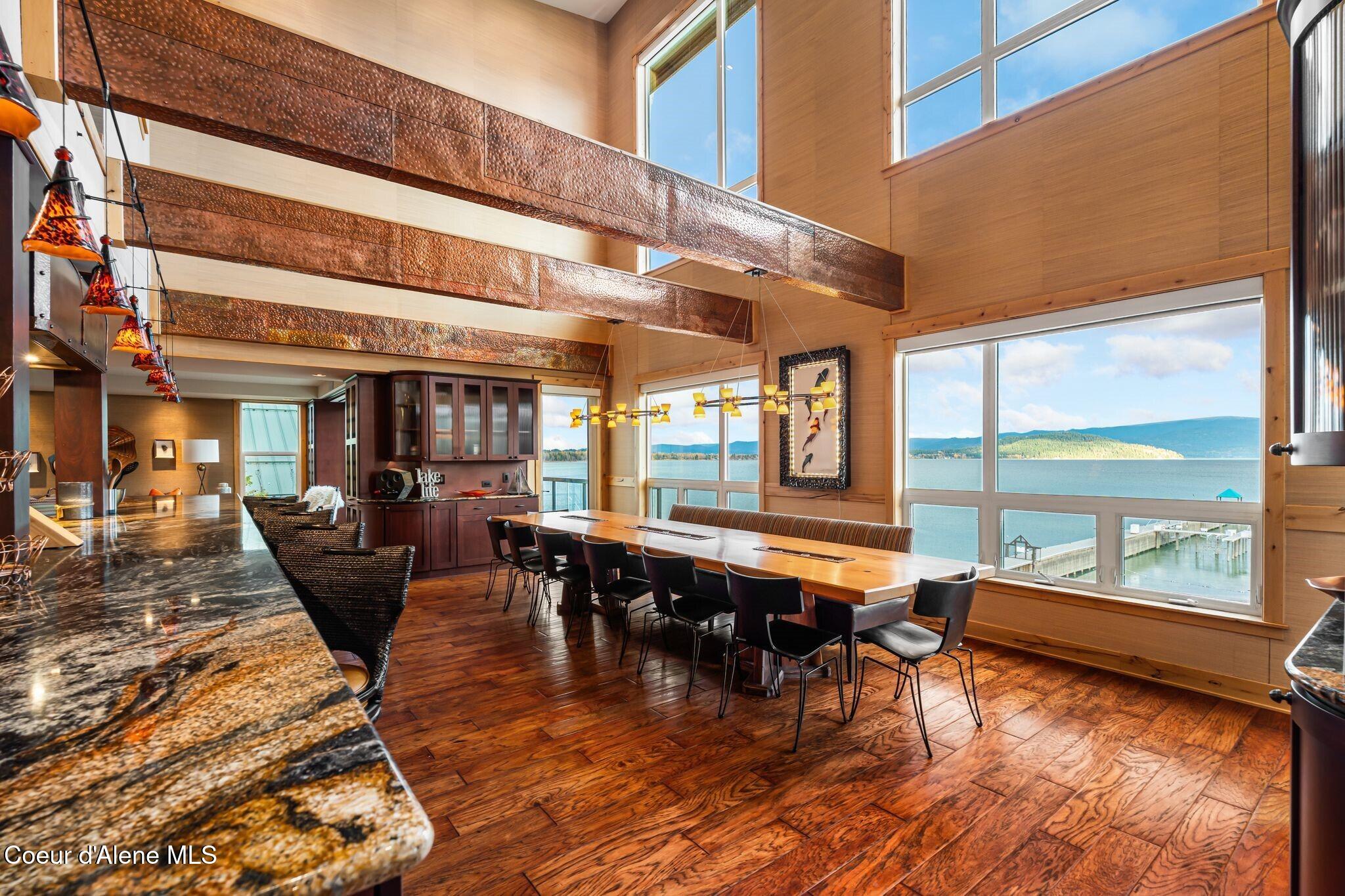 412 Sandpoint Avenue Unit: 334/335