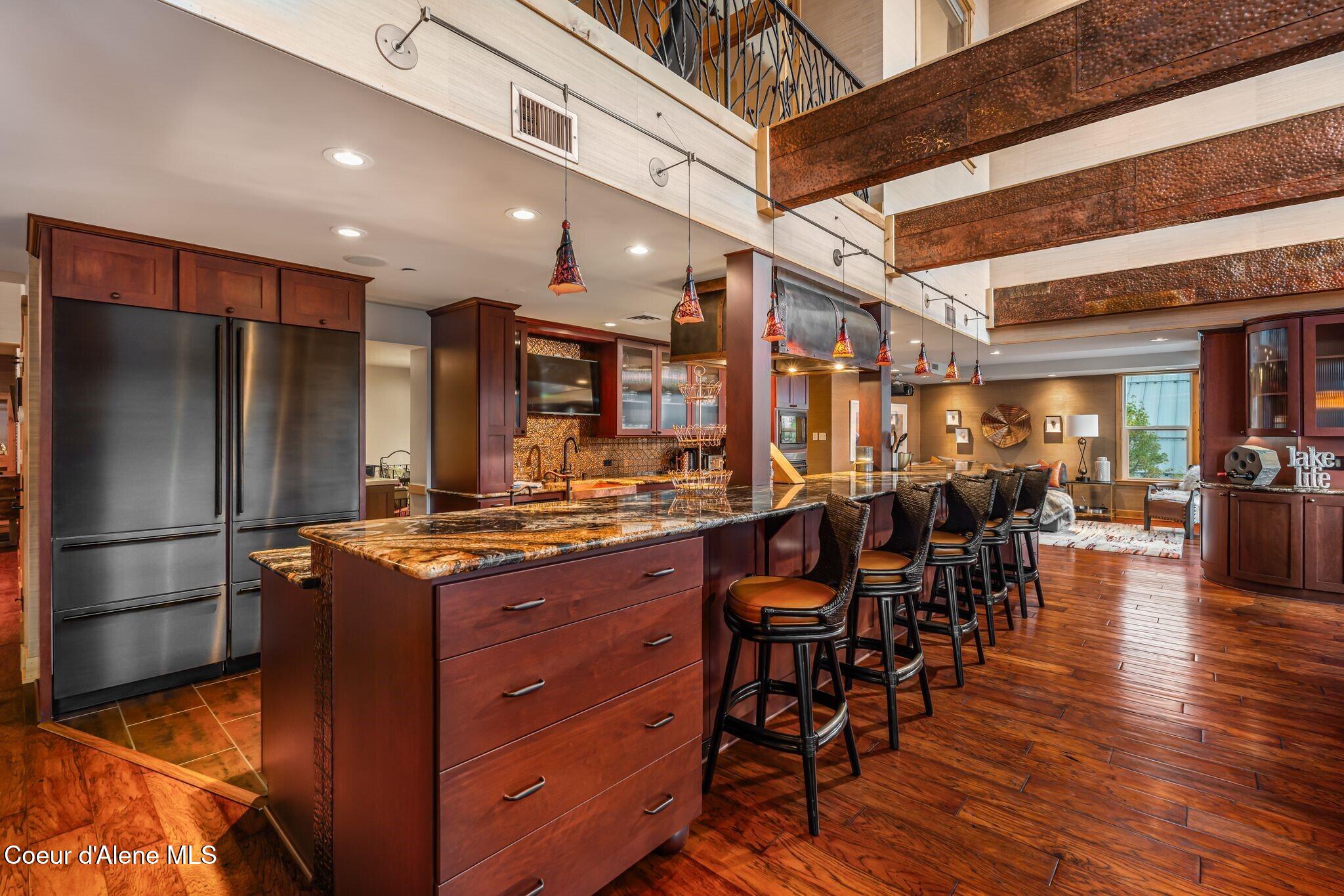 412 Sandpoint Avenue Unit: 334/335