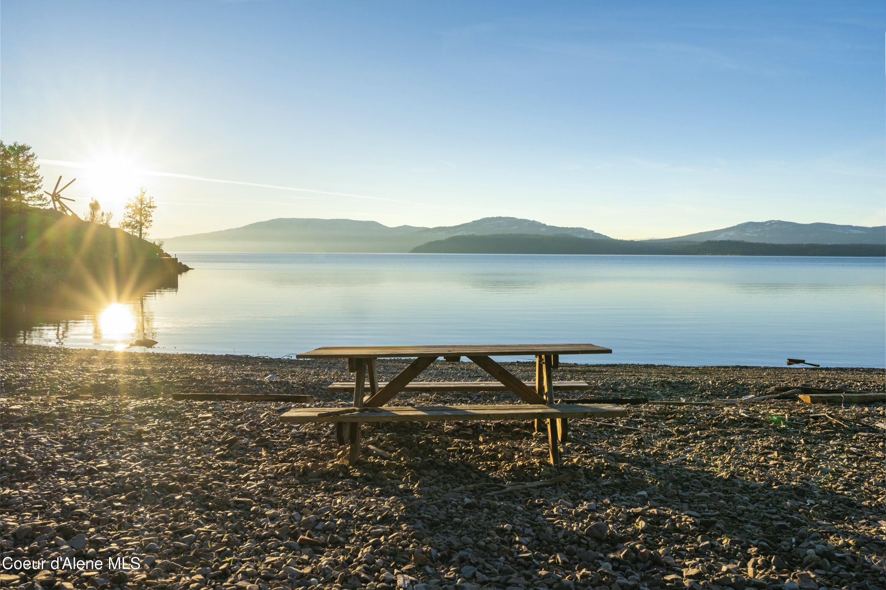 BLK5 LOT4 Kiebert Loop