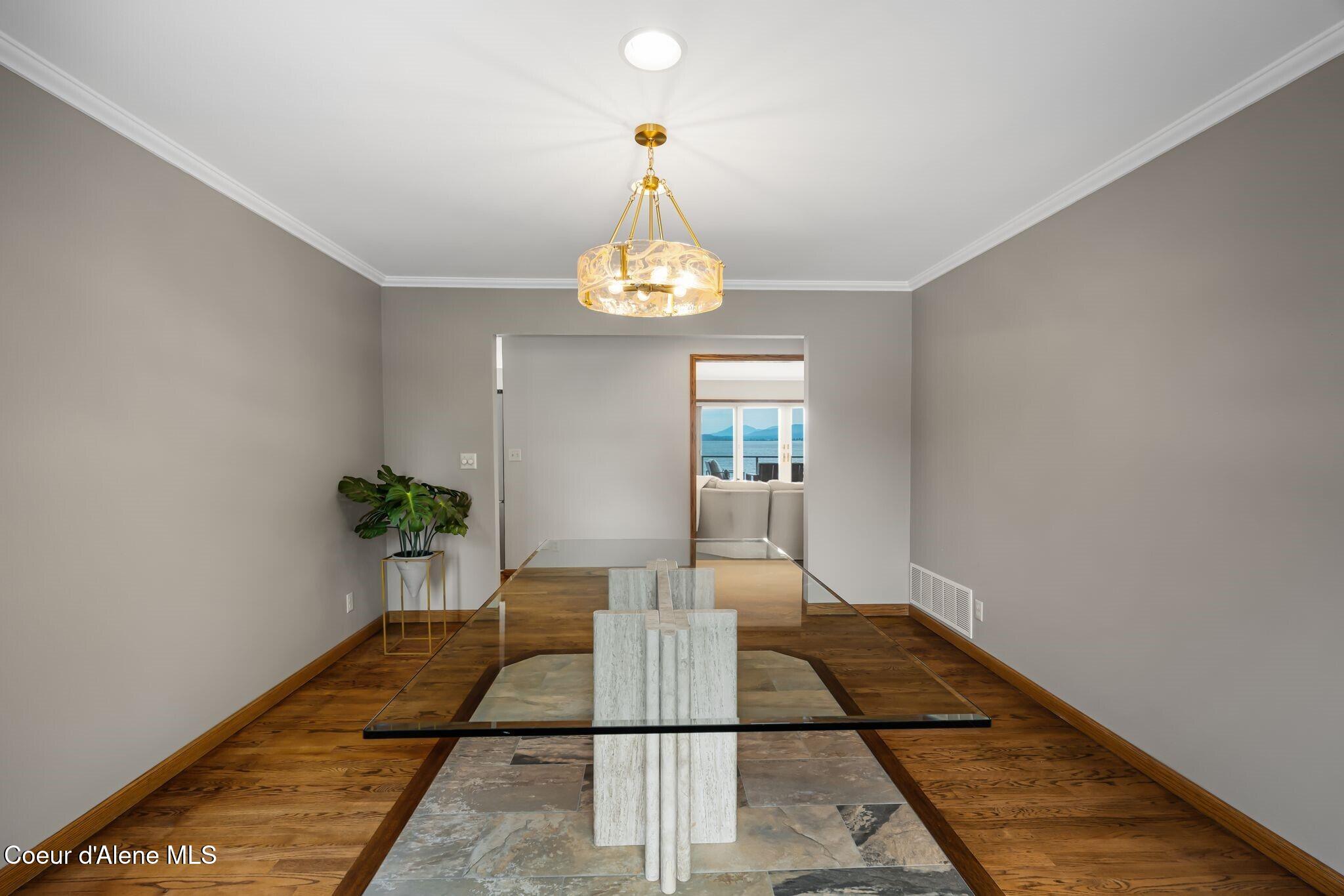 540 Ponder Pt Dr