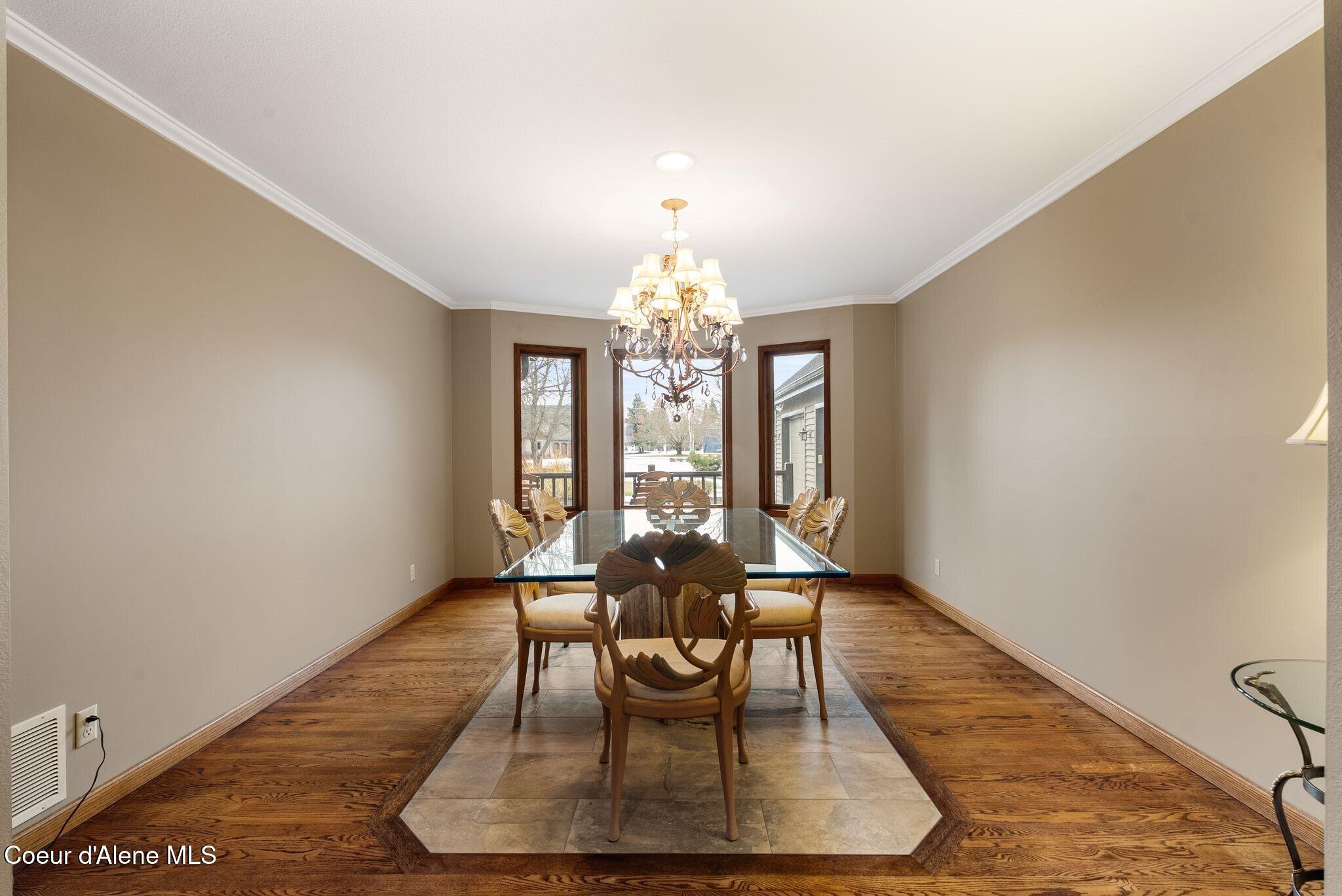 540 Ponder Pt Dr