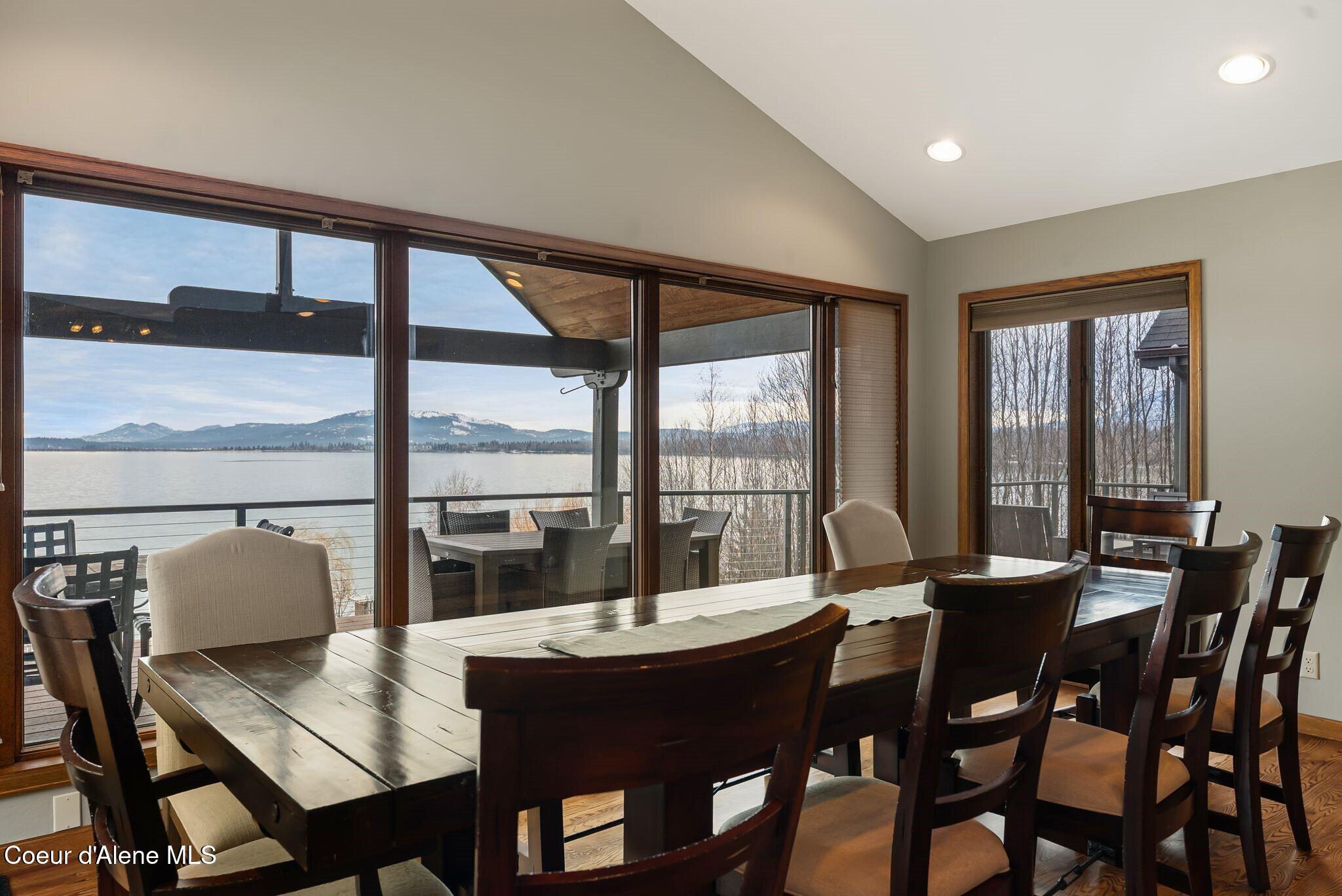 540 Ponder Pt Dr
