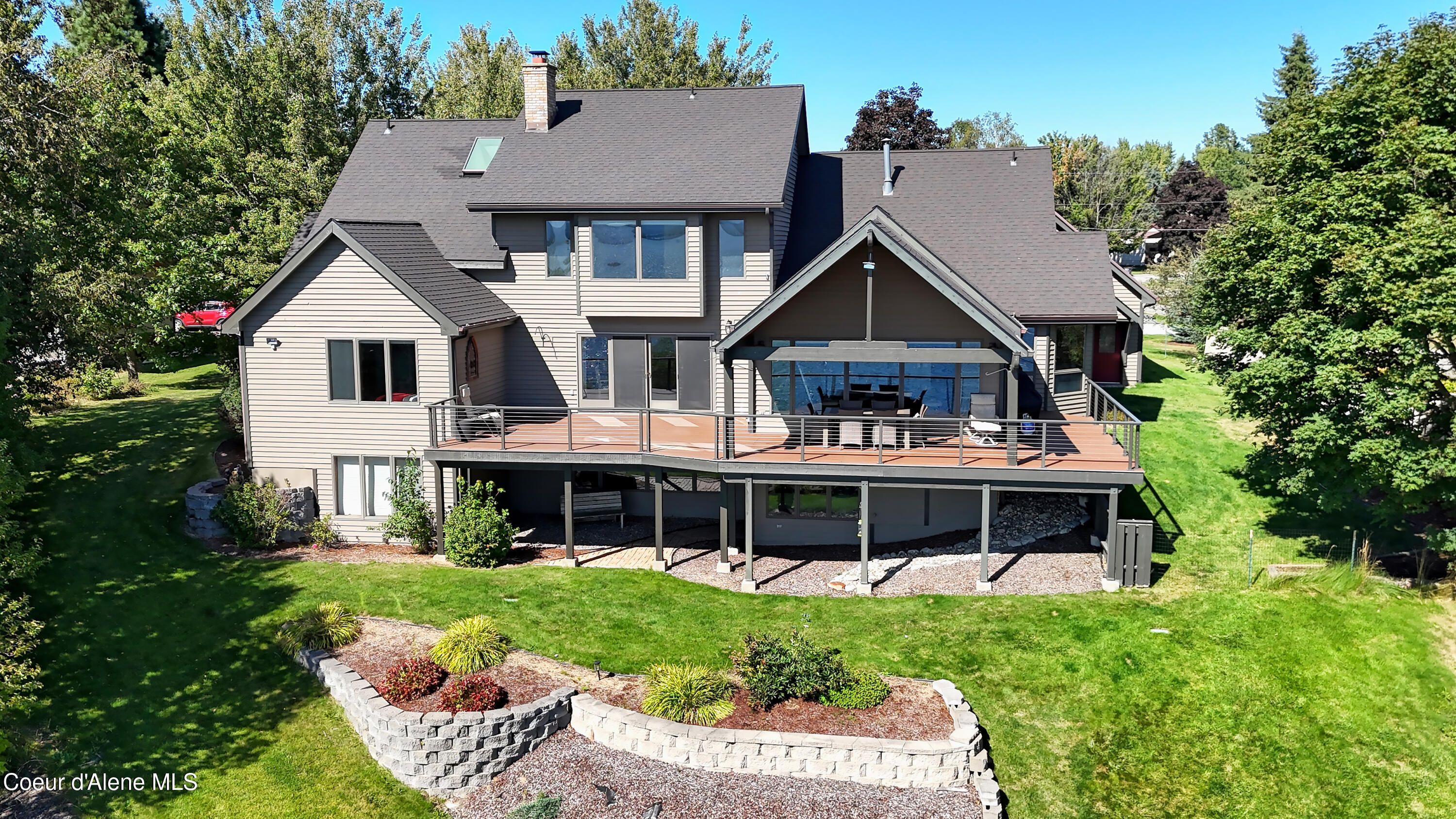 540 Ponder Pt Dr