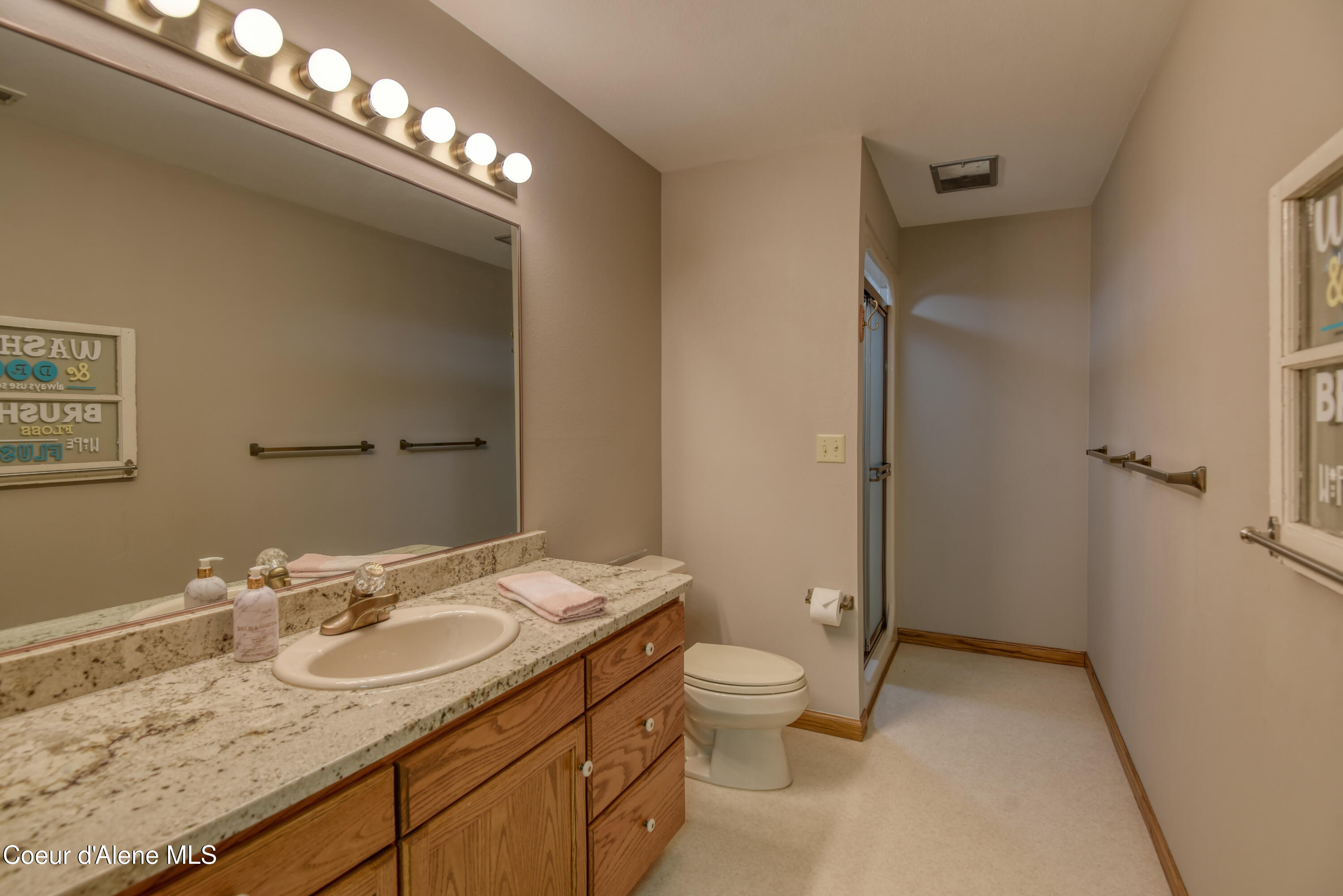 540 Ponder Pt Dr