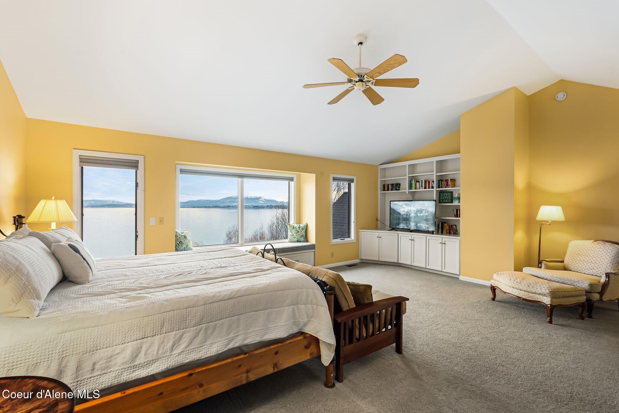 540 Ponder Pt Dr