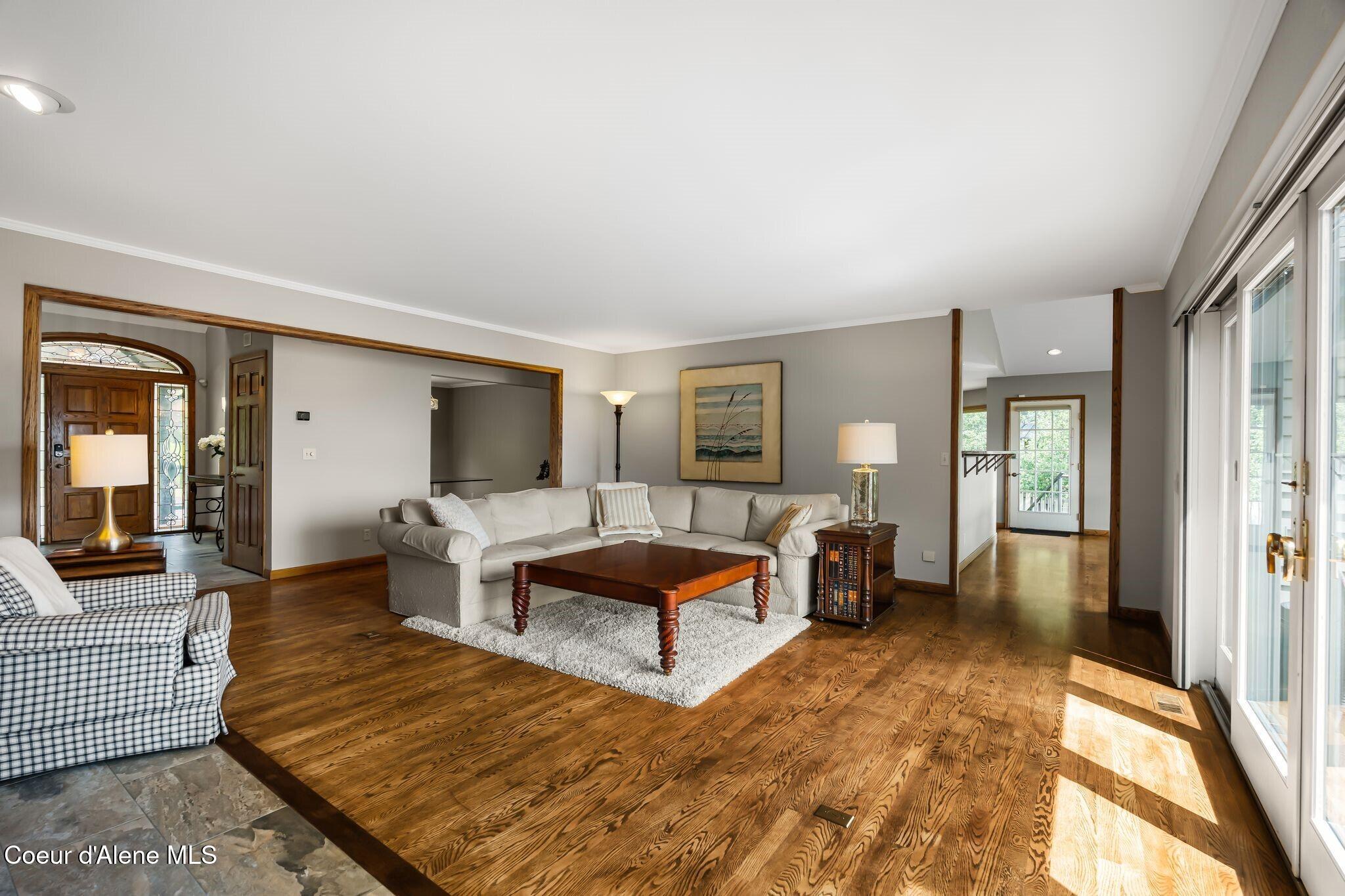 540 Ponder Pt Dr