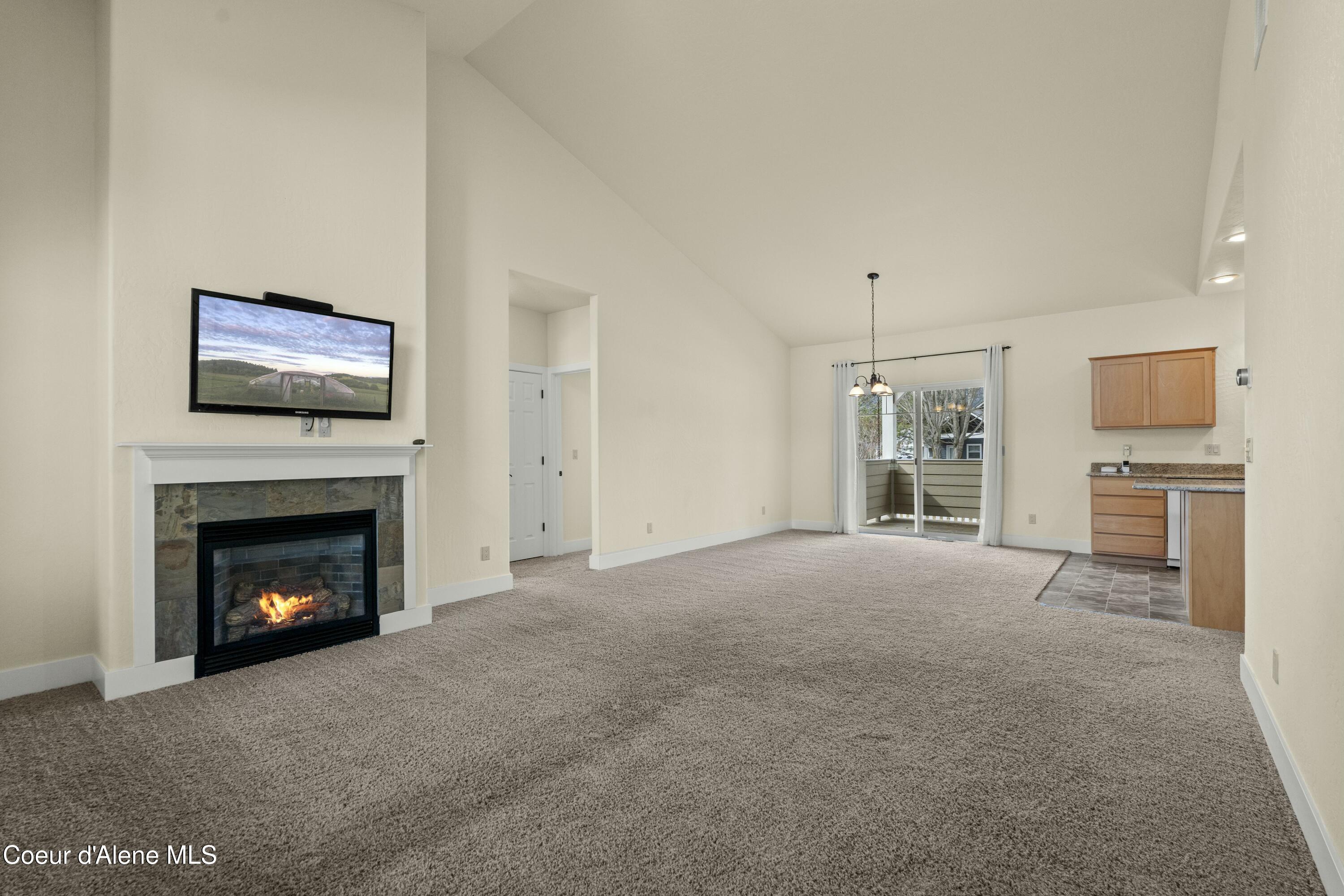 424 Becker Ln