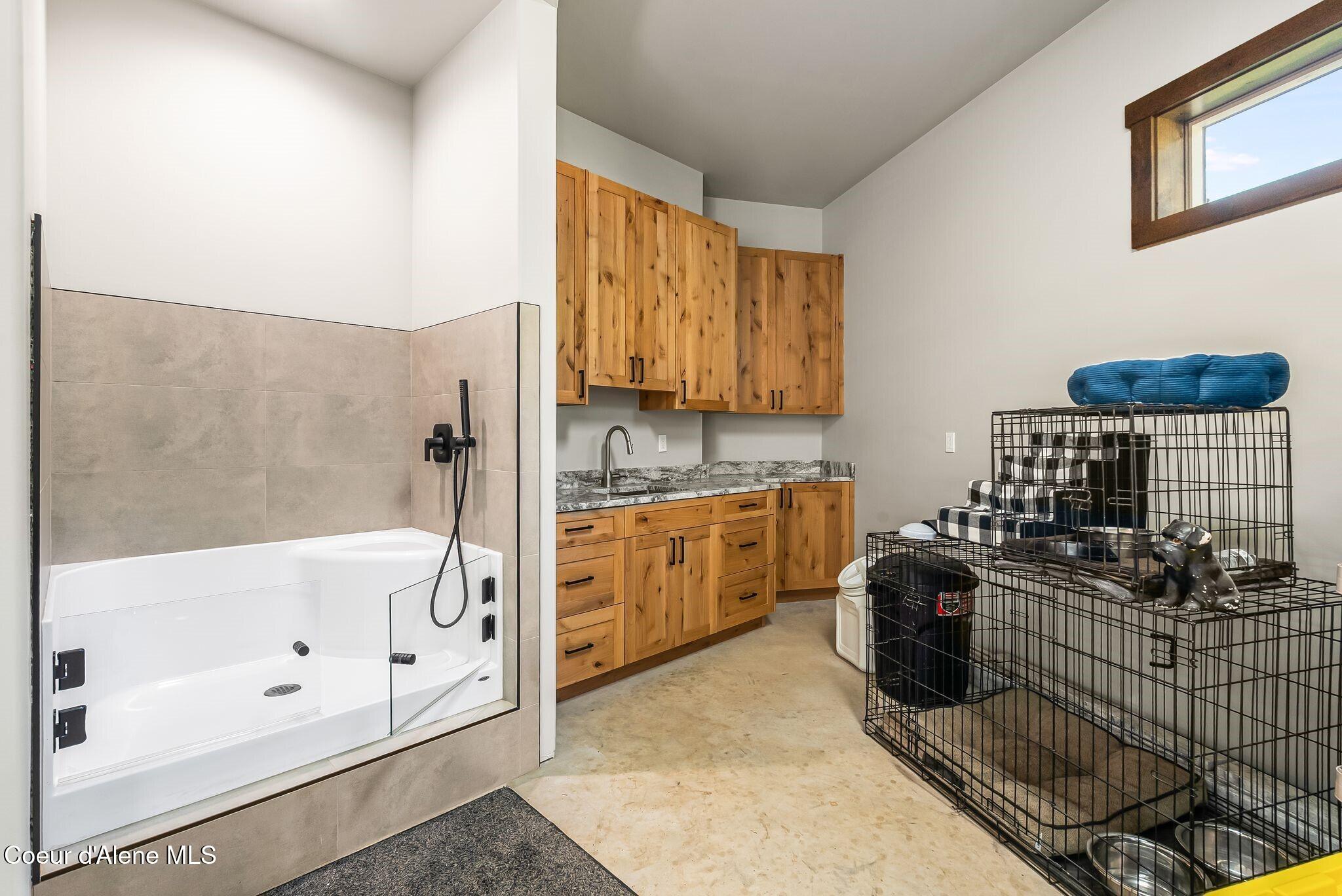 1708 Saddleback DR