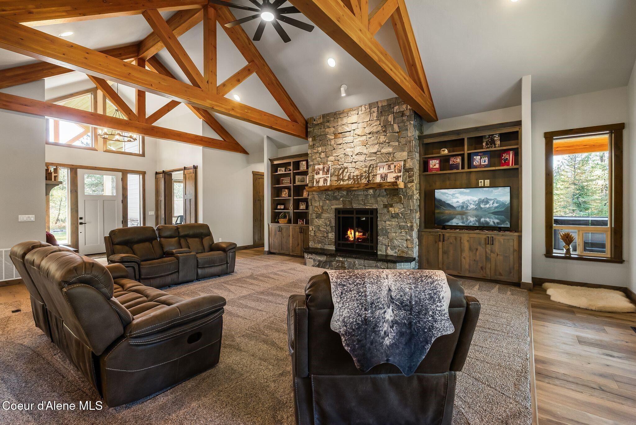 1708 Saddleback DR